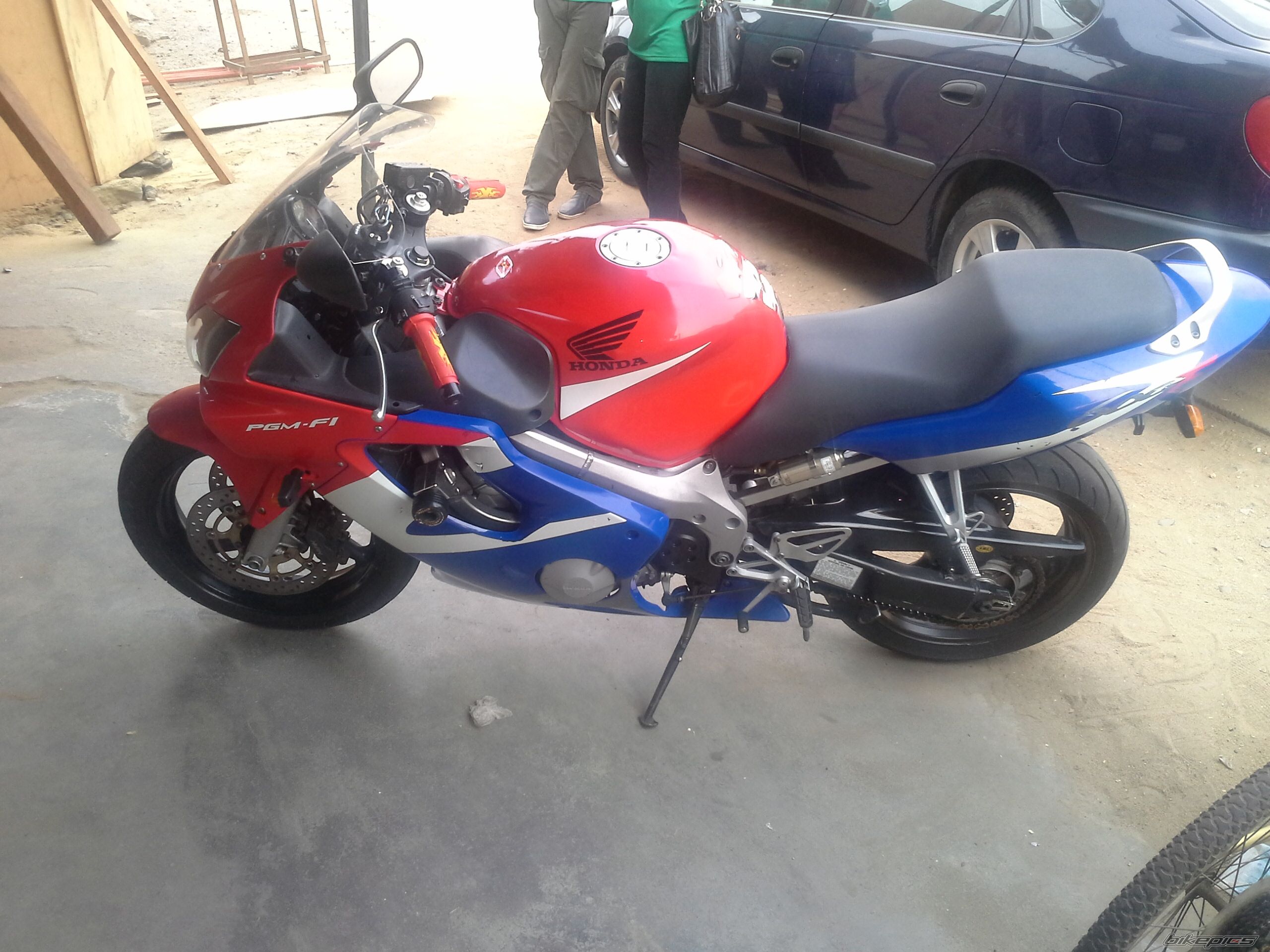 2001 HONDA CBR 600 F4I | Picture 2632731 motorcycle photo