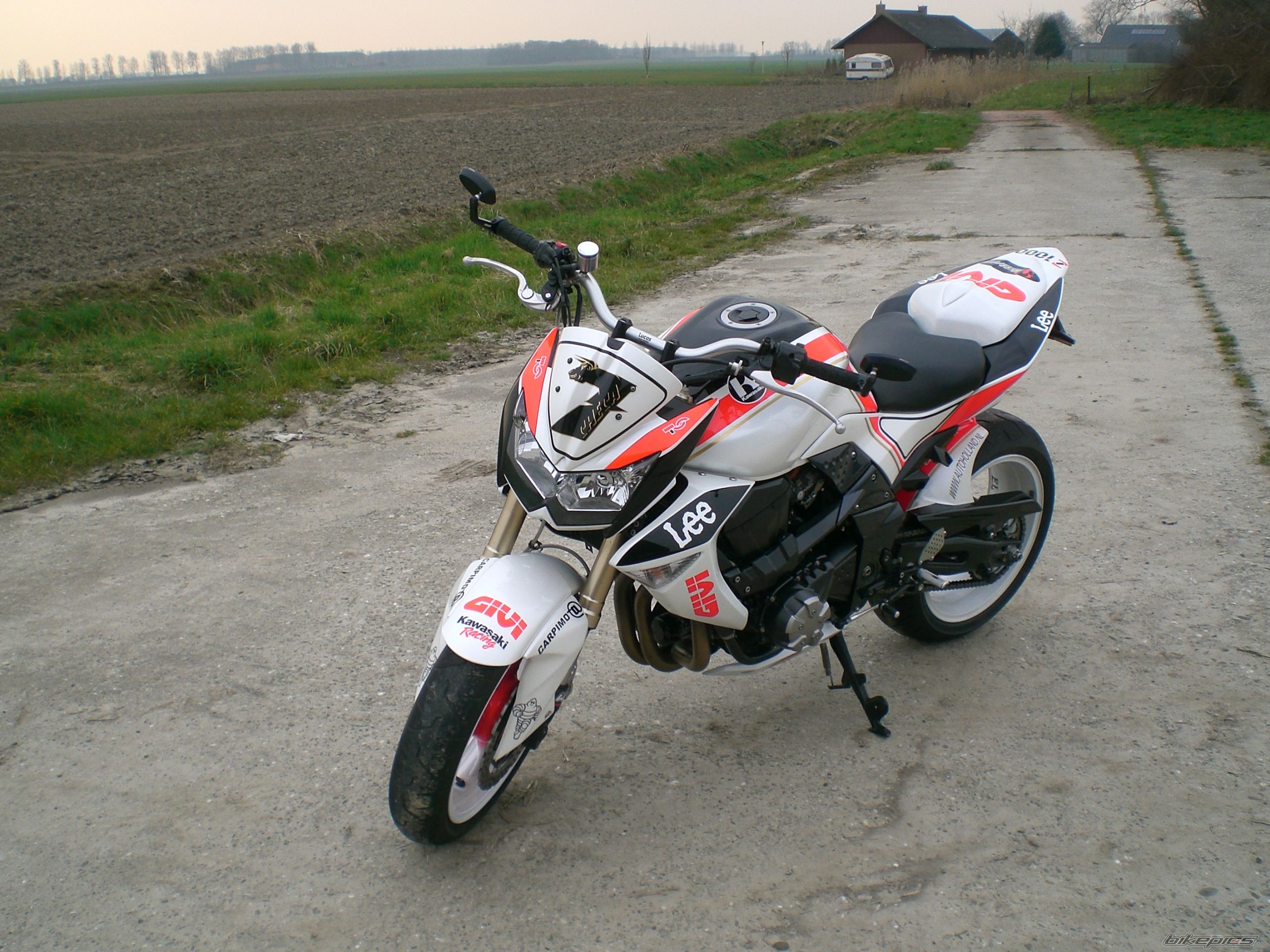 2007 KAWASAKI Z 1000 | Picture 2634155 motorcycle photo