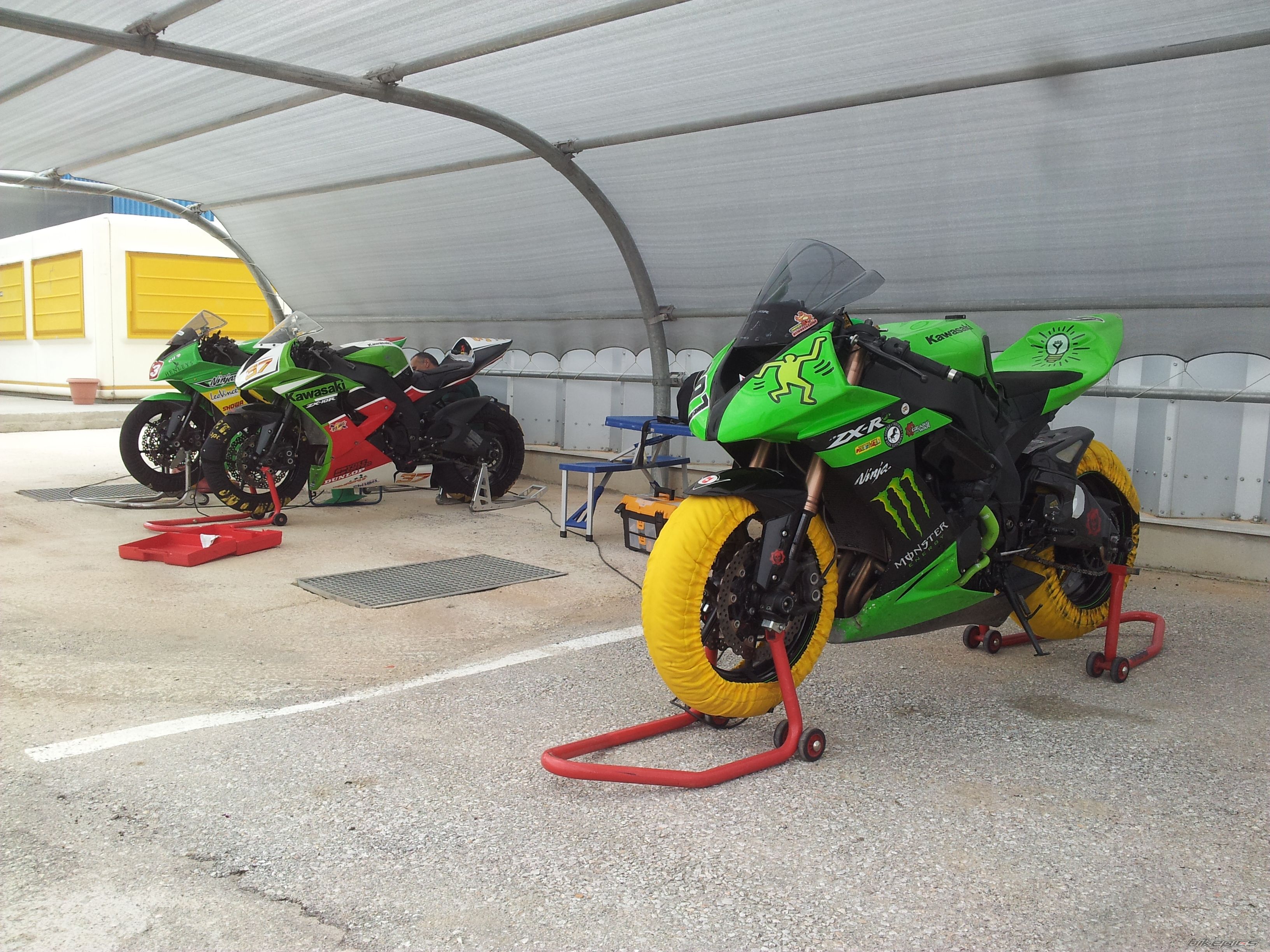 2008 KAWASAKI ZX 10R | Picture 2635143 motorcycle photo