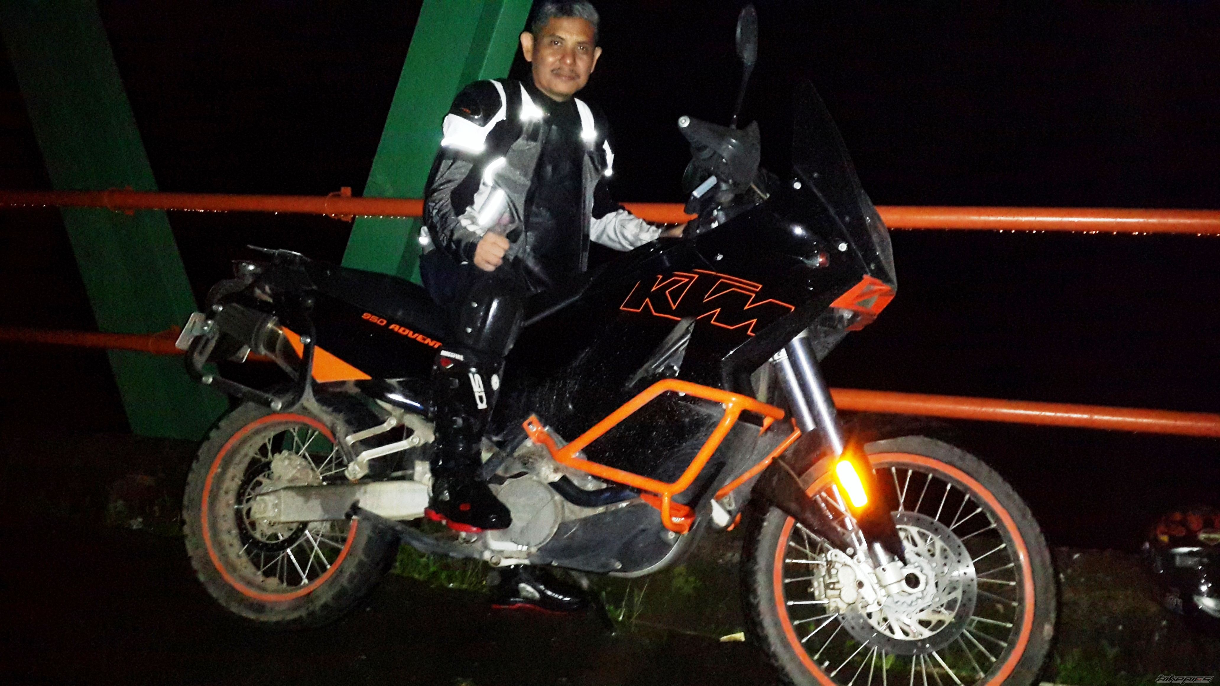 2009 KTM 950 ADVENTURE S | Picture 2639595 motorcycle photo