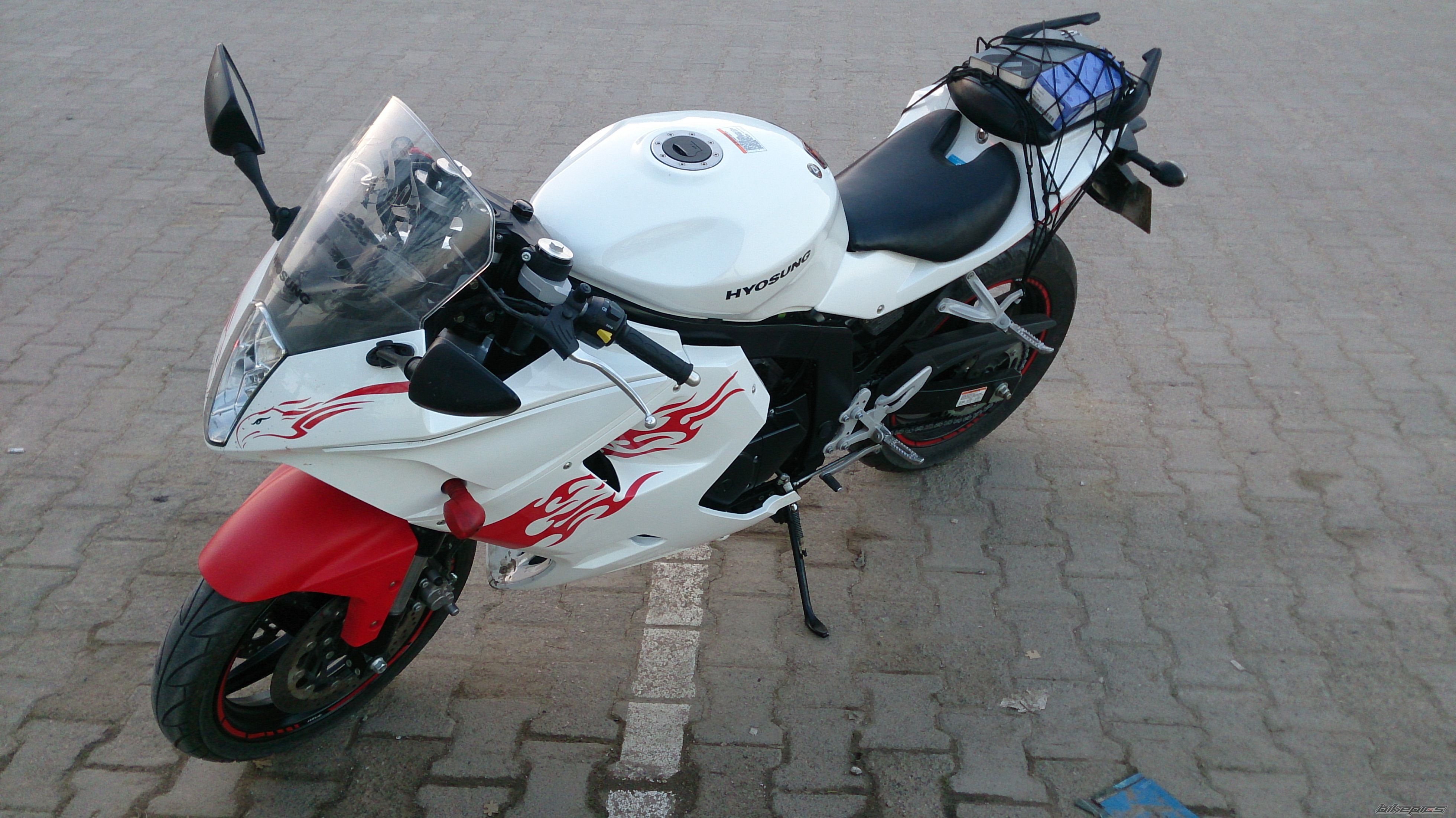 2013 HYOSUNG GT 250 R COMET | Picture 2644131 motorcycle photo