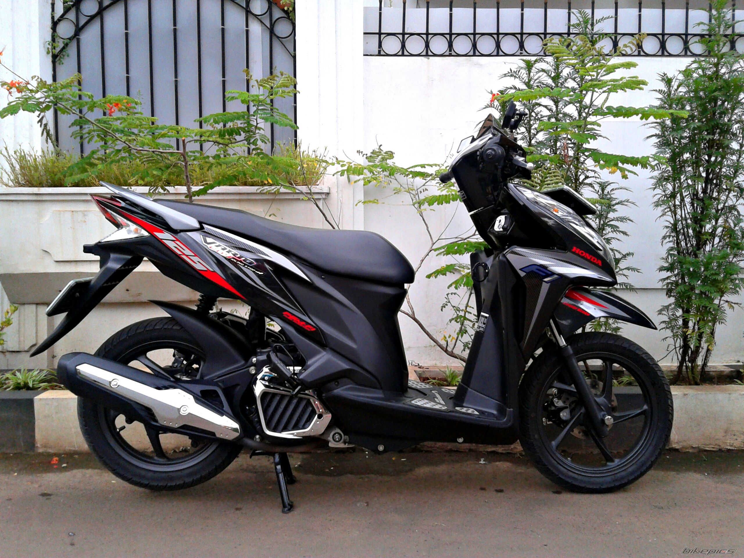2014 ASTRA HONDA VARIO | Picture 2647915 motorcycle photo
