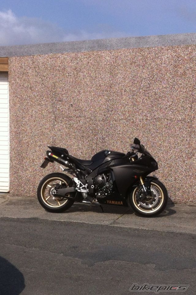 2009 YAMAHA YZF R1 | Picture 2649253 motorcycle photo