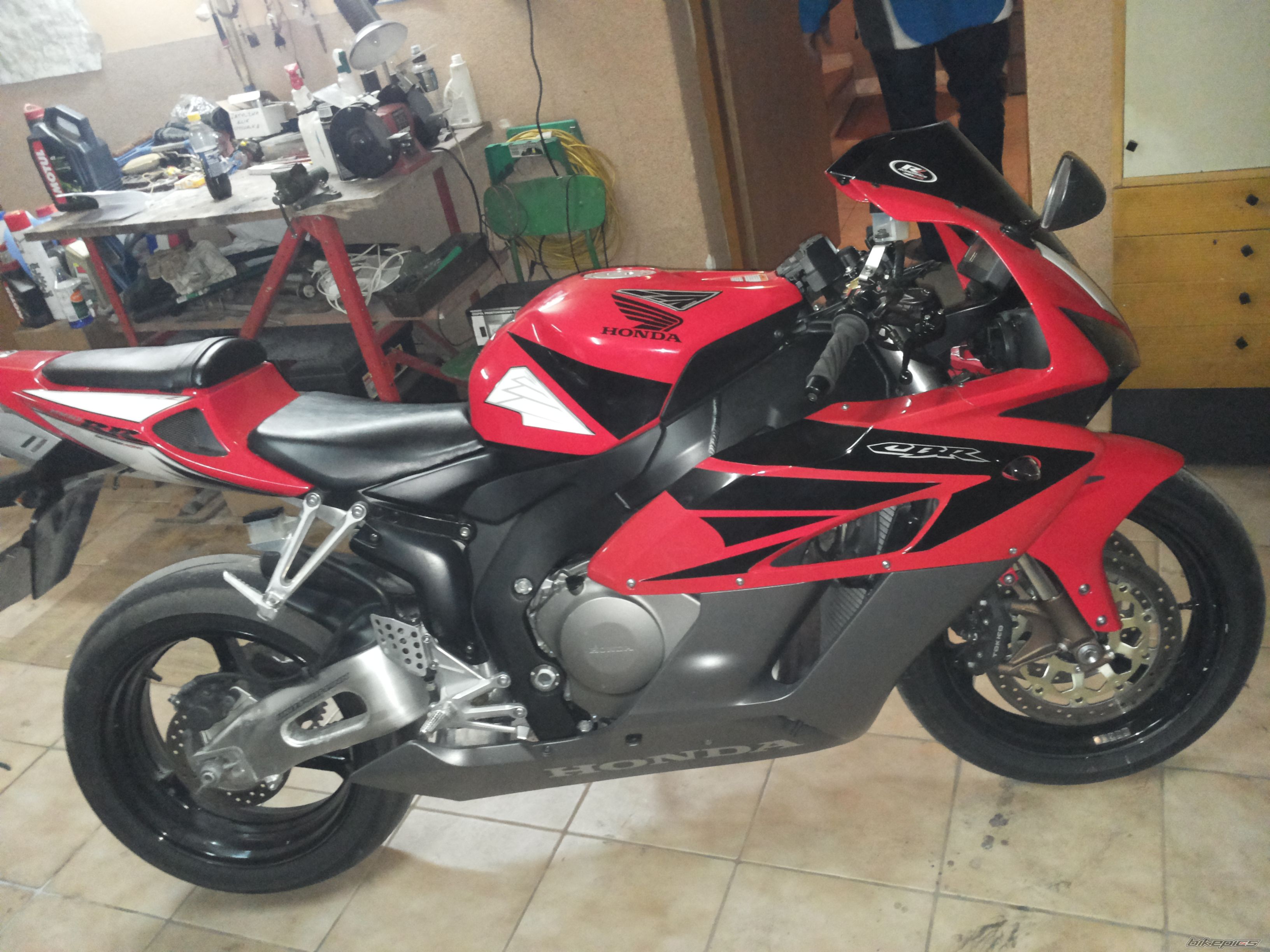 2004 HONDA CBR 1000  RR | Picture 2650145 motorcycle photo