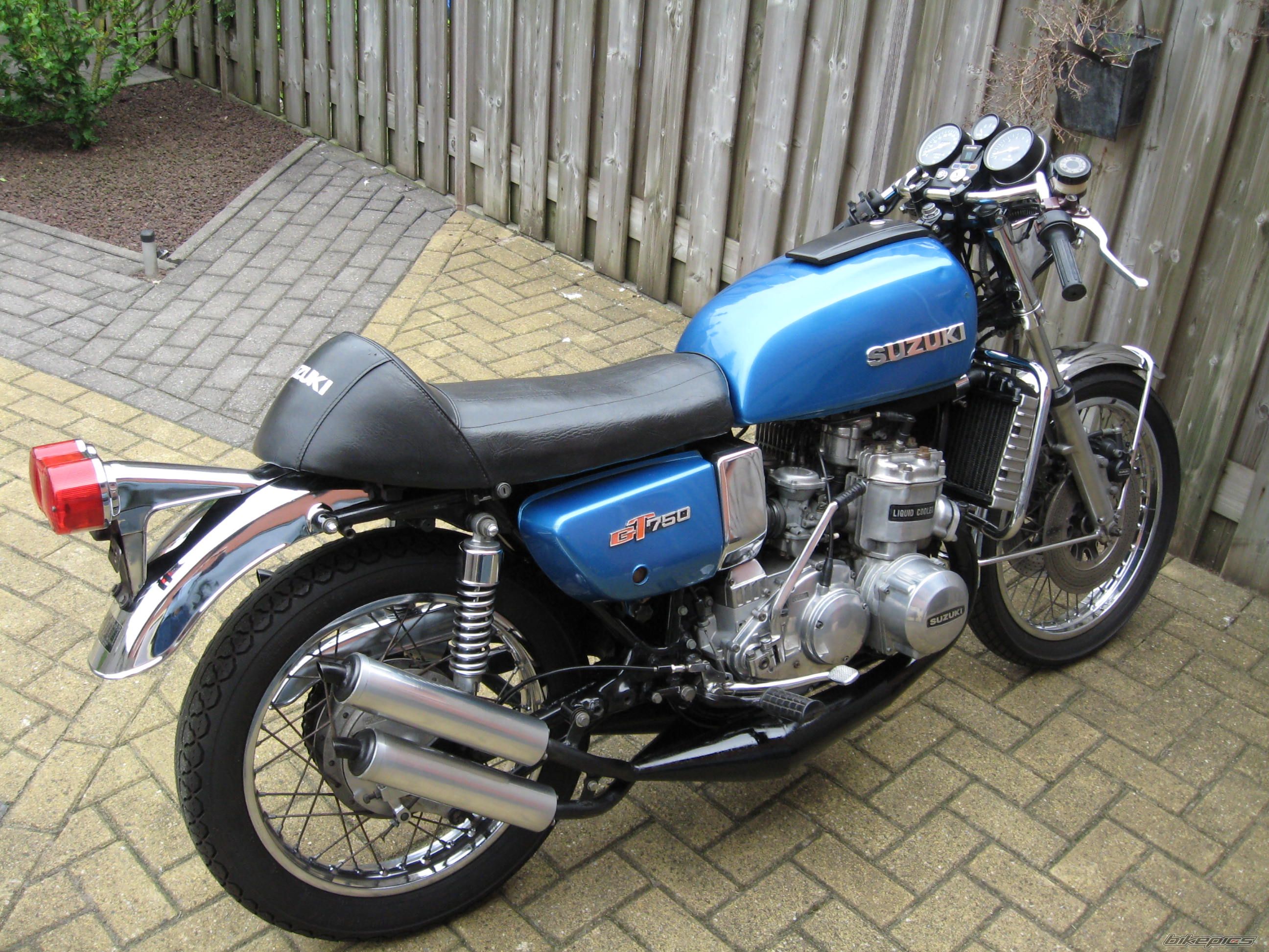 1976 SUZUKI GT 750 | Picture 2650493 motorcycle photo