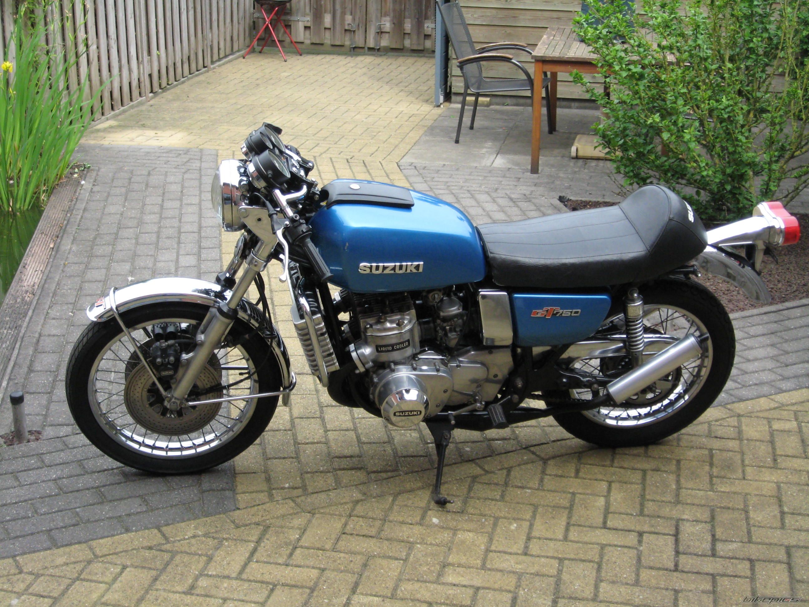 1976 SUZUKI GT 750 | Picture 2650500 motorcycle photo