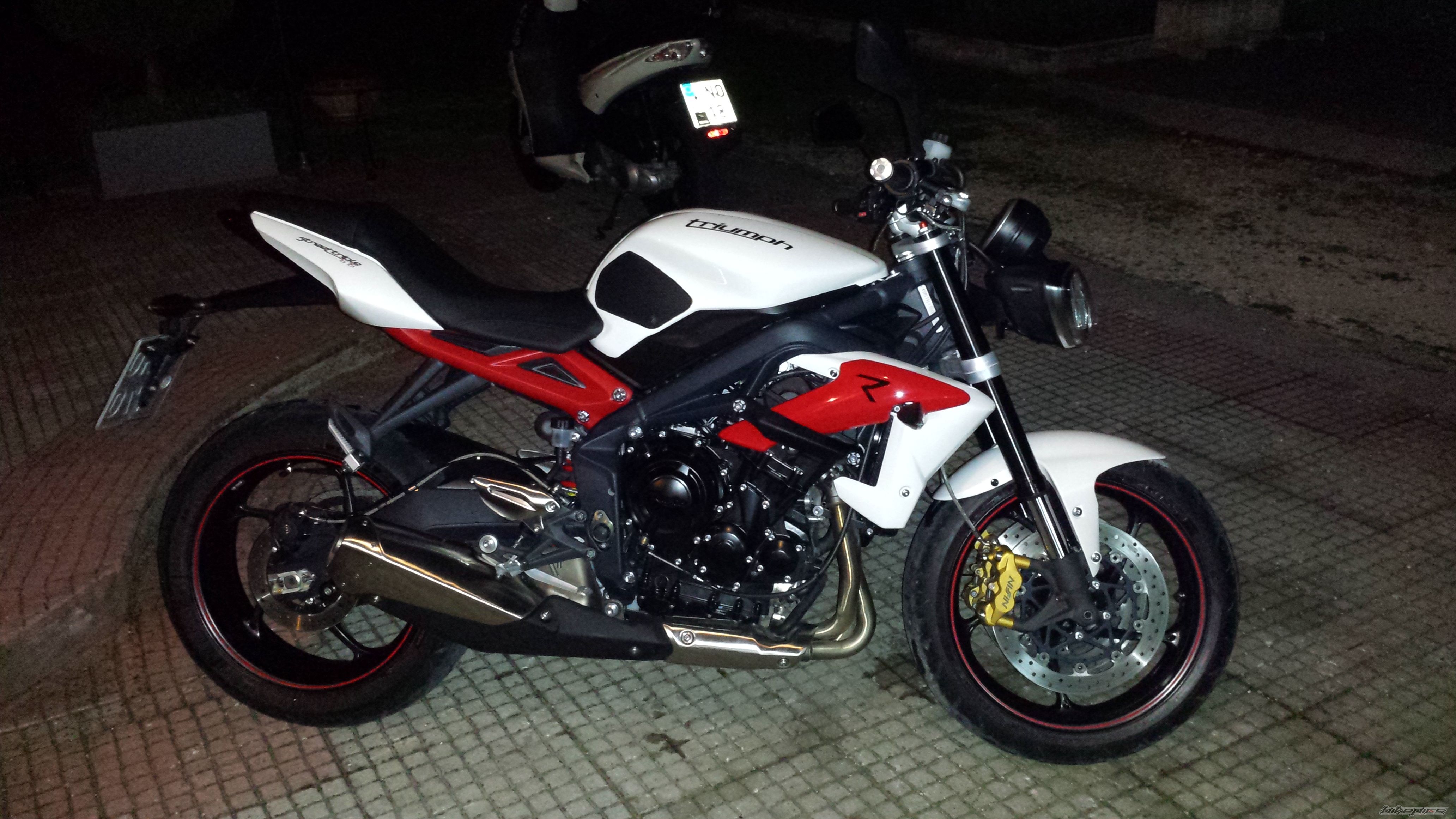 2013 TRIUMPH STREET TRIPLE R | Picture 2652932 motorcycle photo
