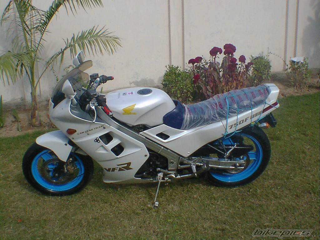 1999 HONDA VFR 750 | Picture 265422 motorcycle photo