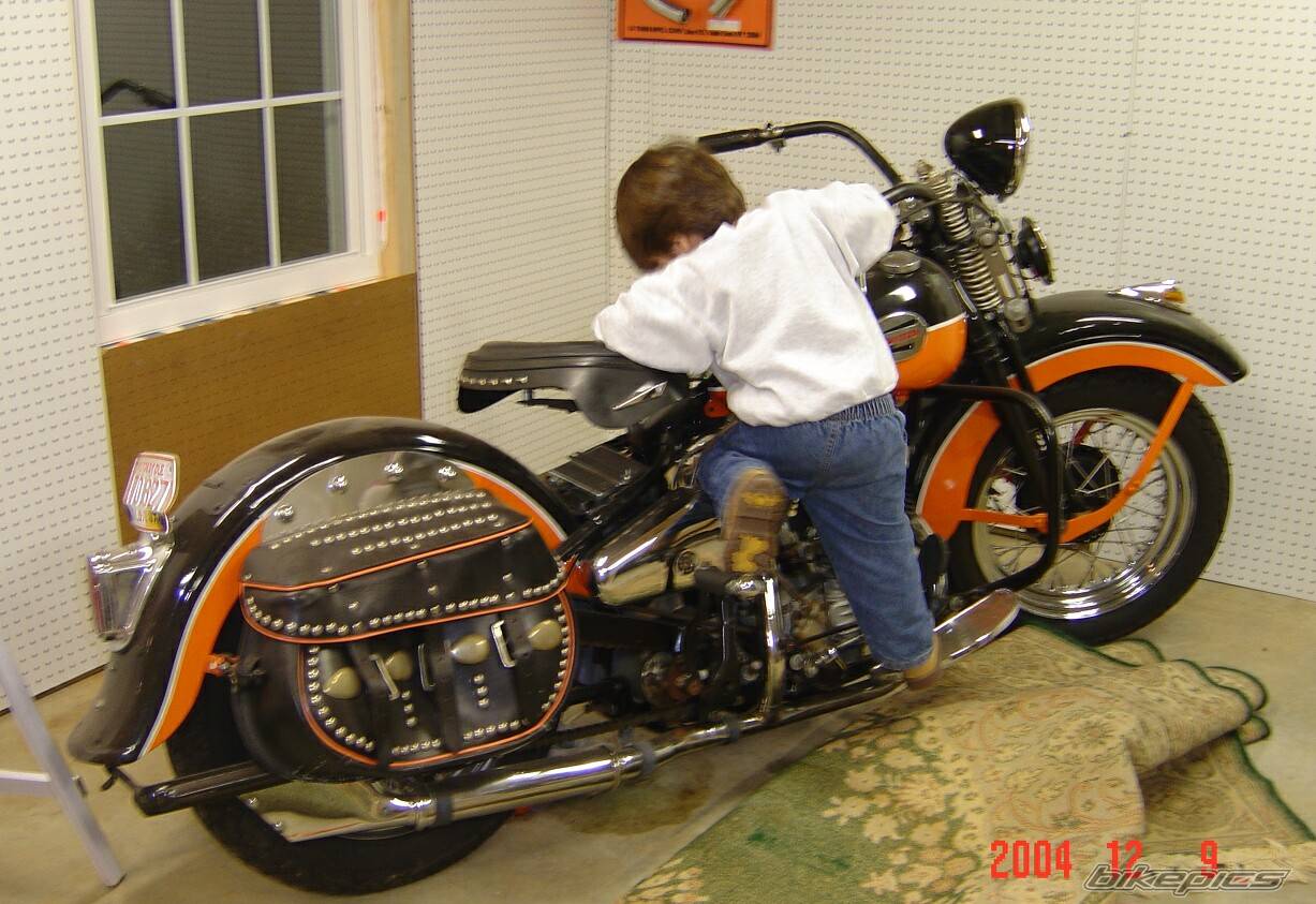 1950 HARLEY DAVIDSON FLATHEAD | Picture 265427 motorcycle photo