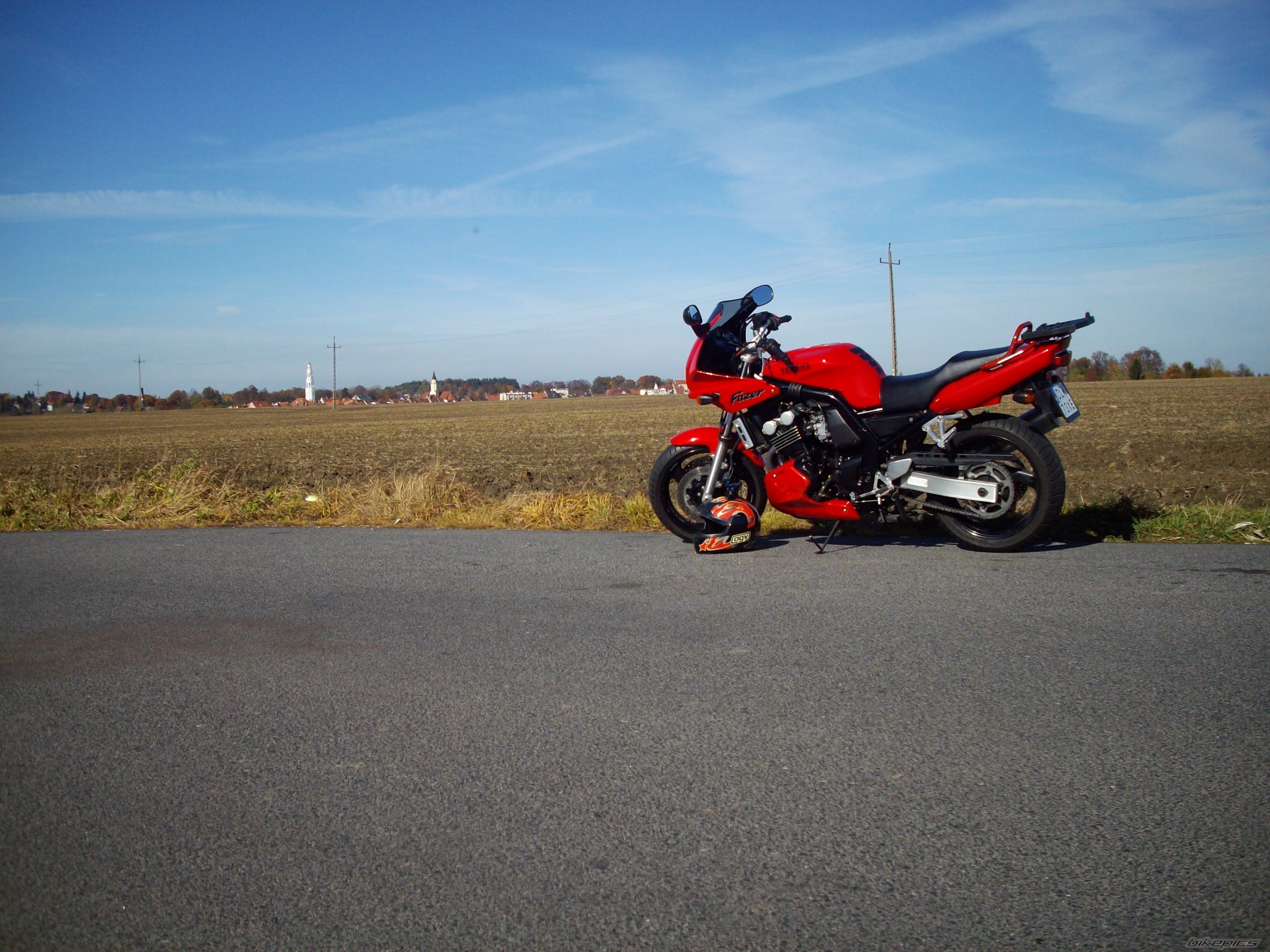 1998 YAMAHA FZS 600 FAZER | Picture 2656066 motorcycle photo