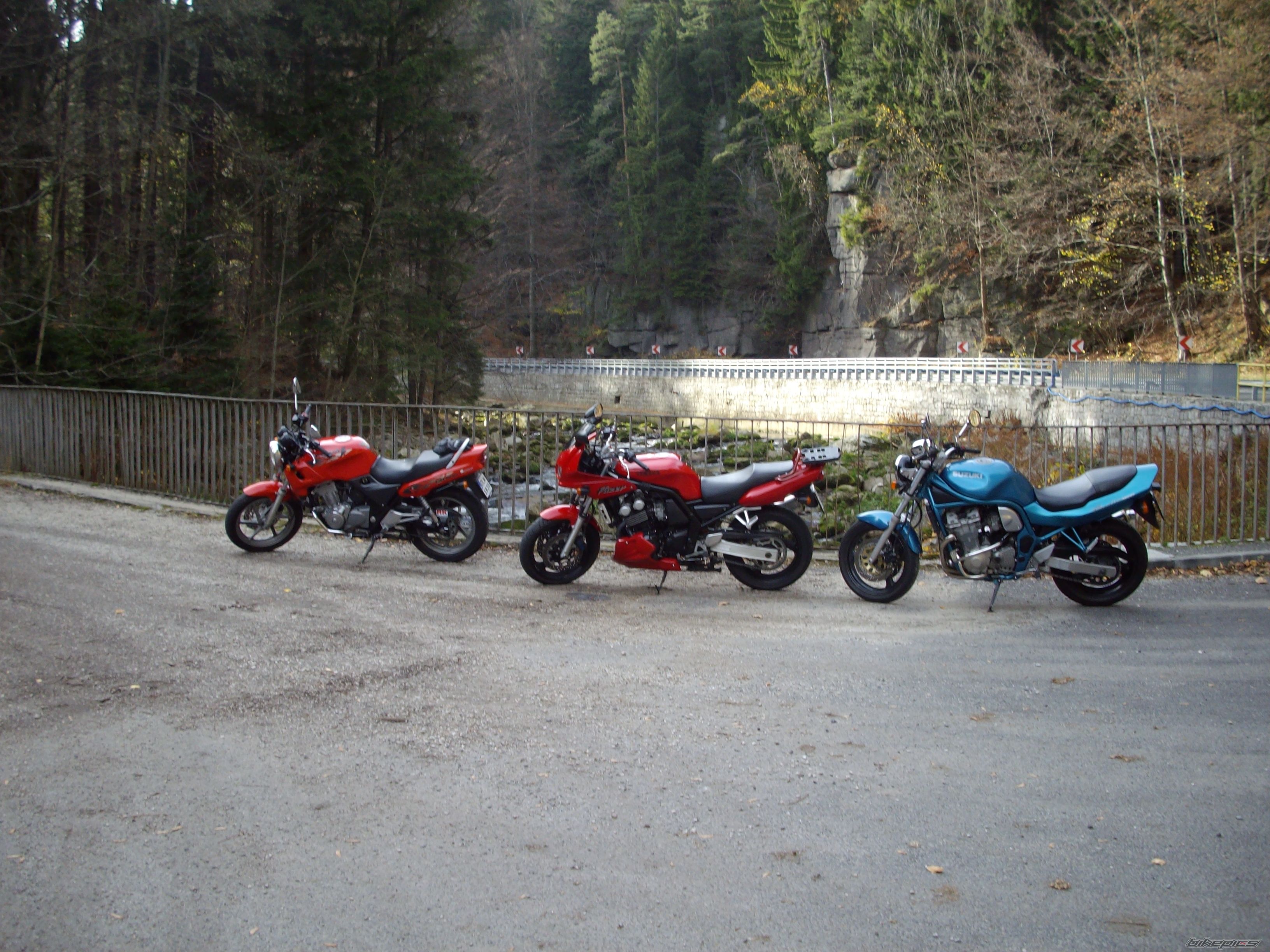 1998 YAMAHA FZS 600 FAZER | Picture 2656071 motorcycle photo
