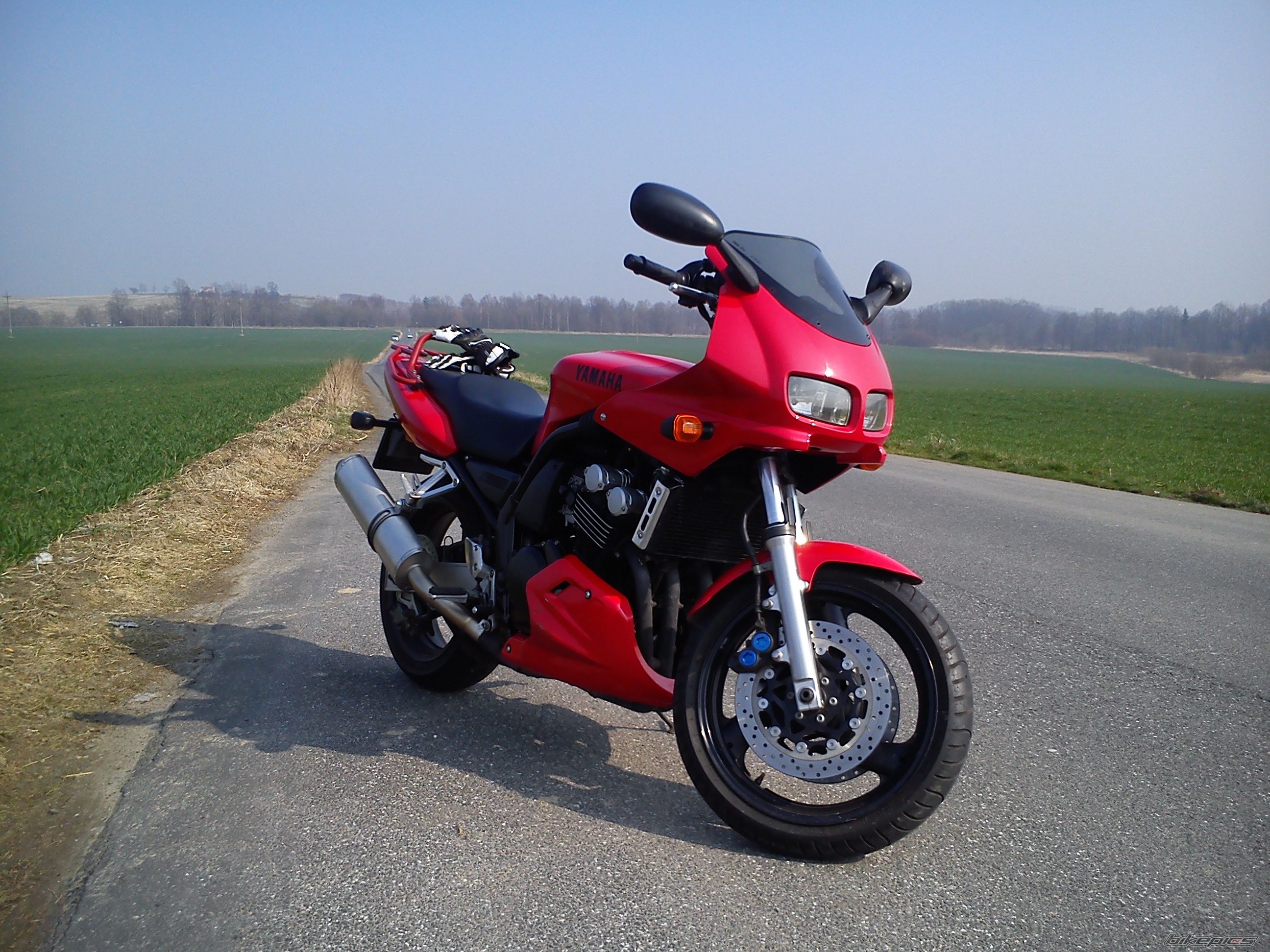1998 YAMAHA FZS 600 FAZER | Picture 2656077 motorcycle photo