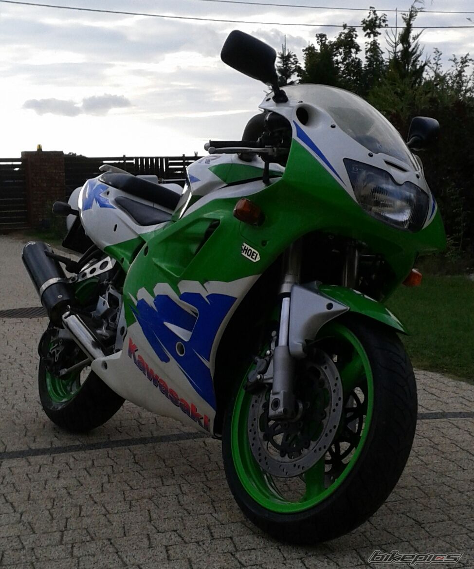 1994 KAWASAKI ZXR 400 | Picture 2656094 motorcycle photo