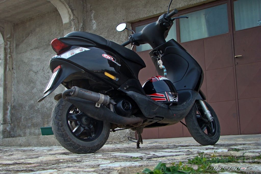 2012 PIAGGIO ZIP | Picture 2656919 motorcycle photo