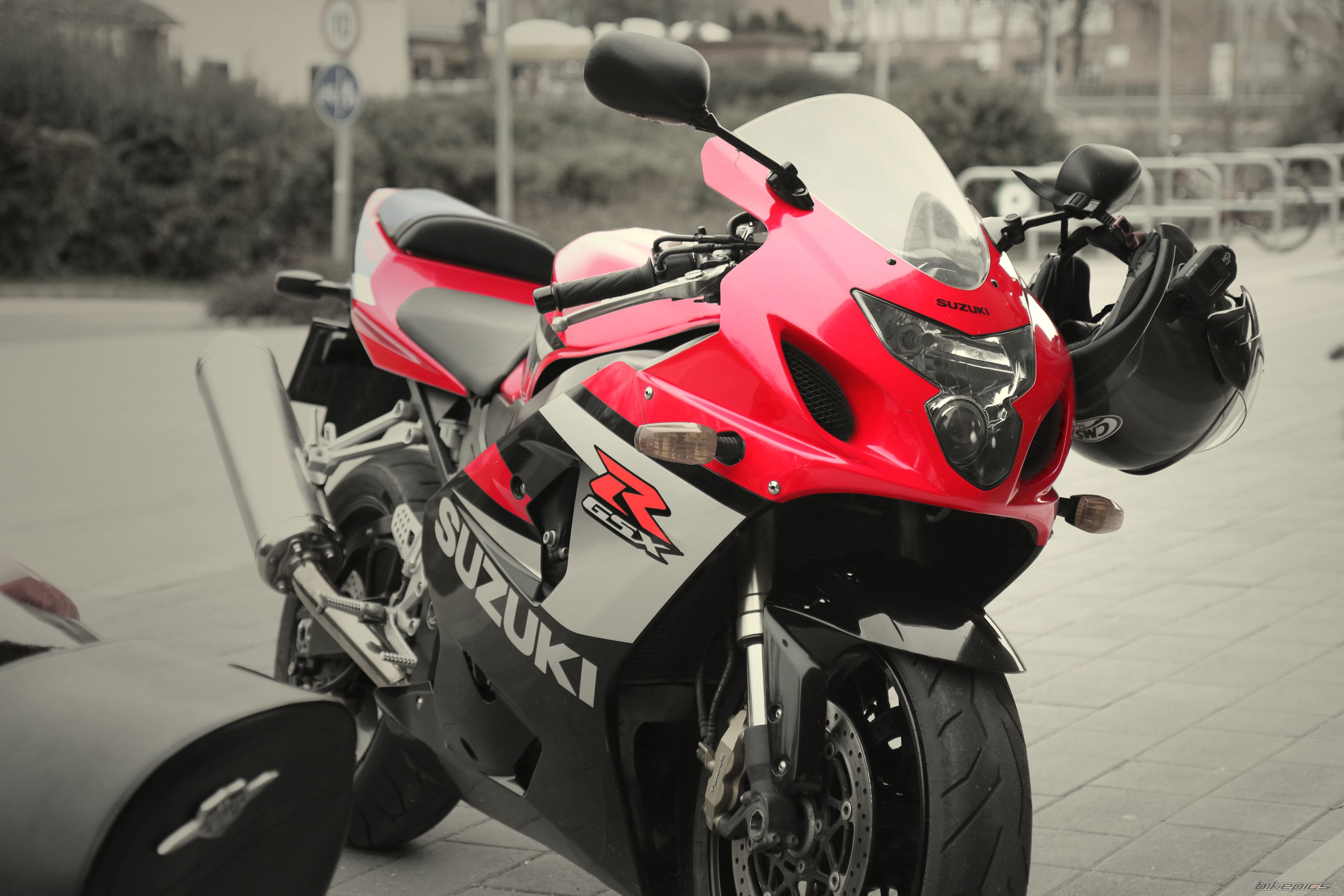 2005 SUZUKI GSX R 600 | Picture 2658310 motorcycle photo