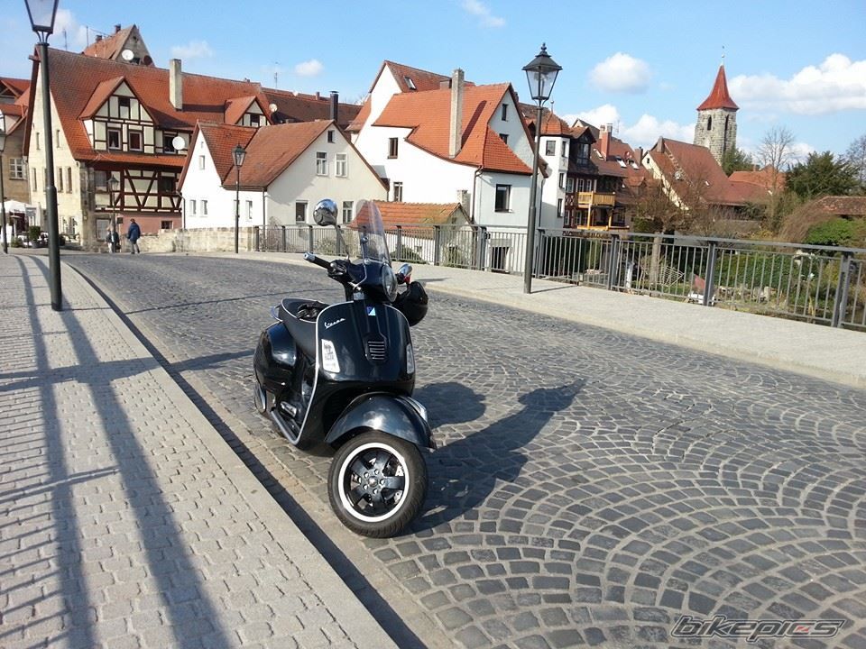 2009 VESPA GTS 300 SUPER | Picture 2658815 motorcycle photo