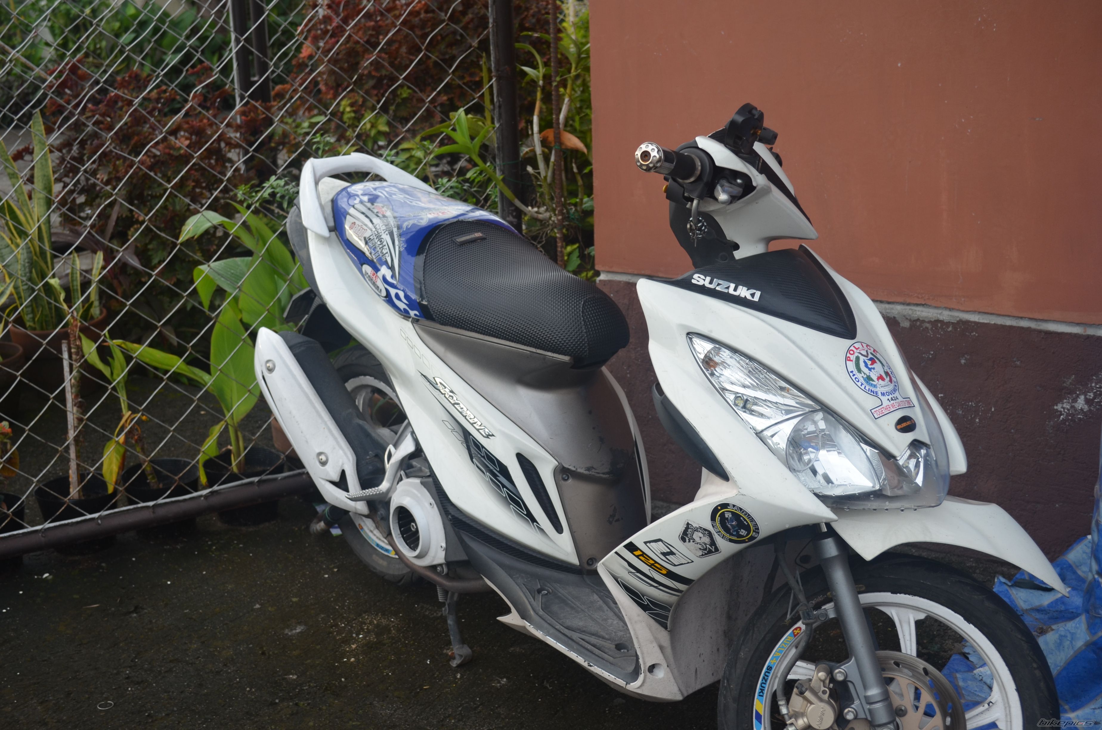 2010 SUZUKI SKYDRIVE125 | Picture 2665348 motorcycle photo