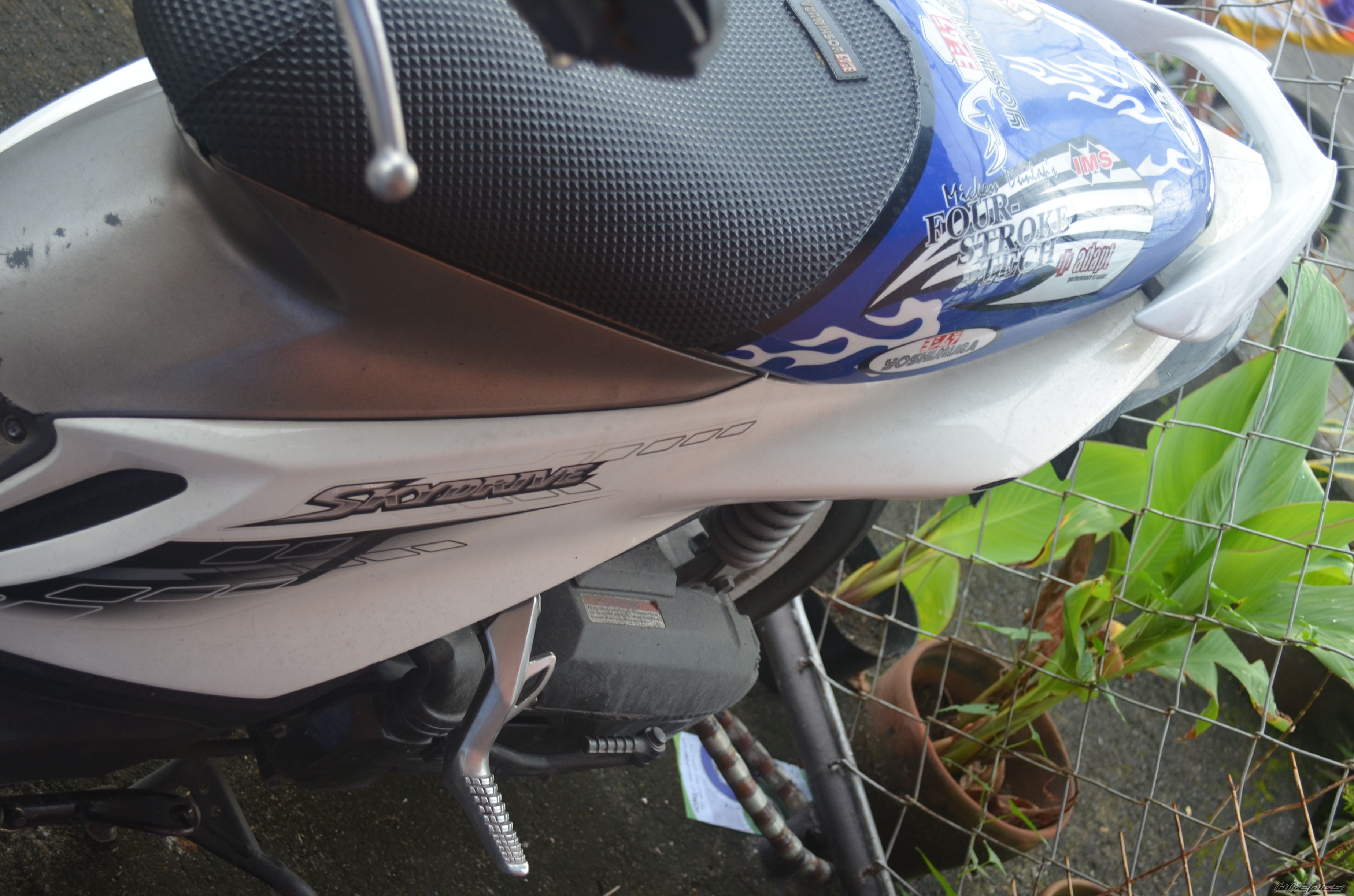 2010 SUZUKI SKYDRIVE125 | Picture 2665351 motorcycle photo