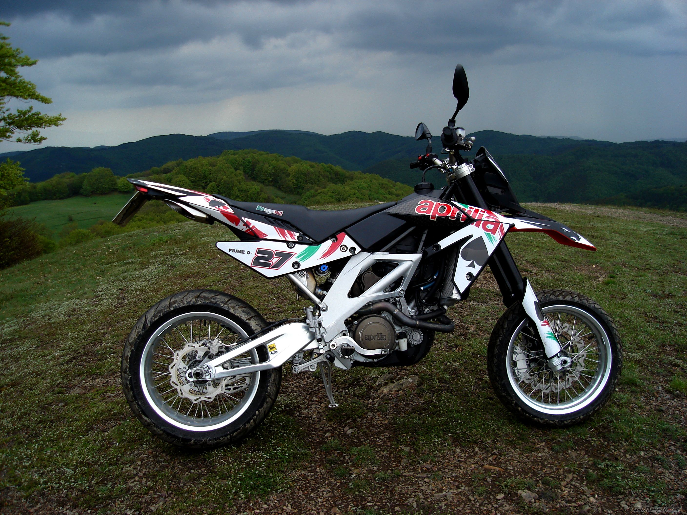 2009 APRILIA SXV 550 | Picture 2665362 motorcycle photo