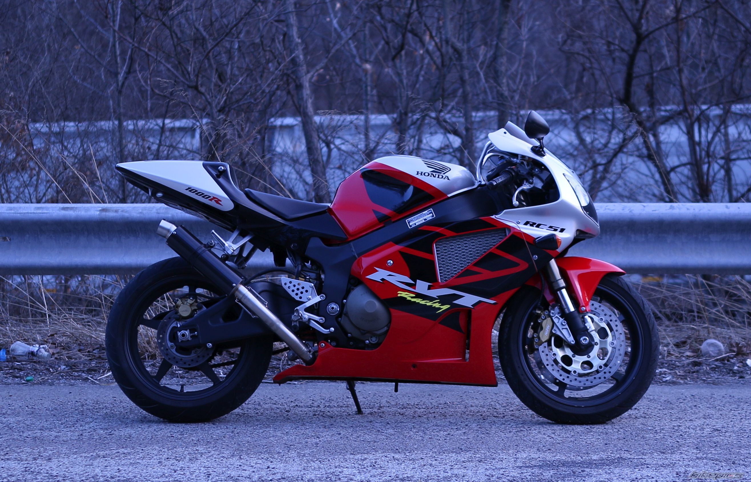 2003 HONDA RC51 | Picture 2666621 motorcycle photo