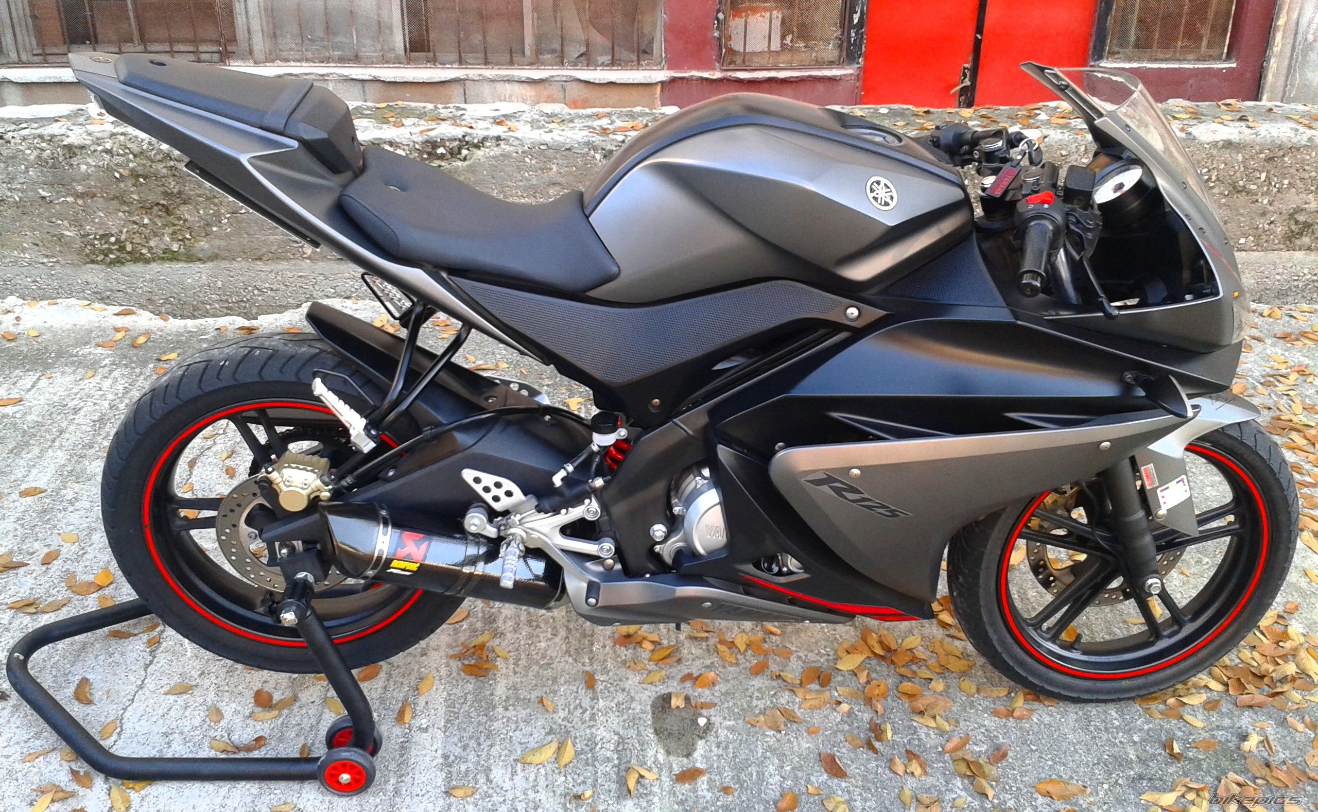 2012 YAMAHA YZF R125 | Picture 2667429 motorcycle photo