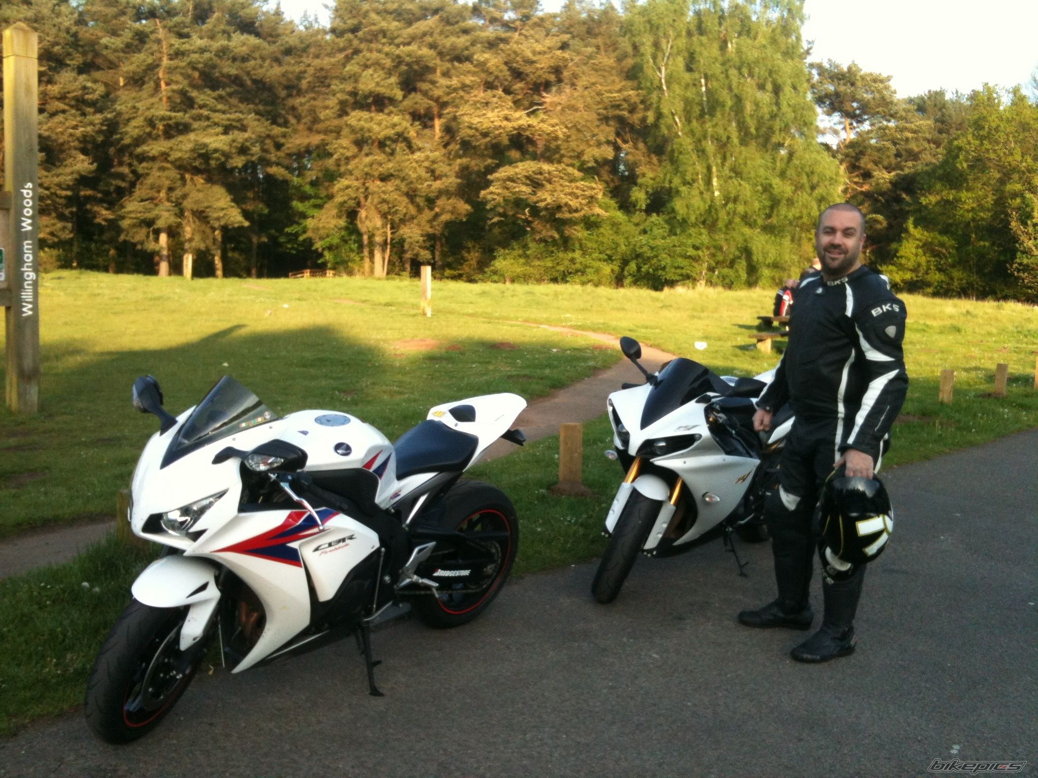 2013 YAMAHA YZF R1 | Picture 2669303 motorcycle photo