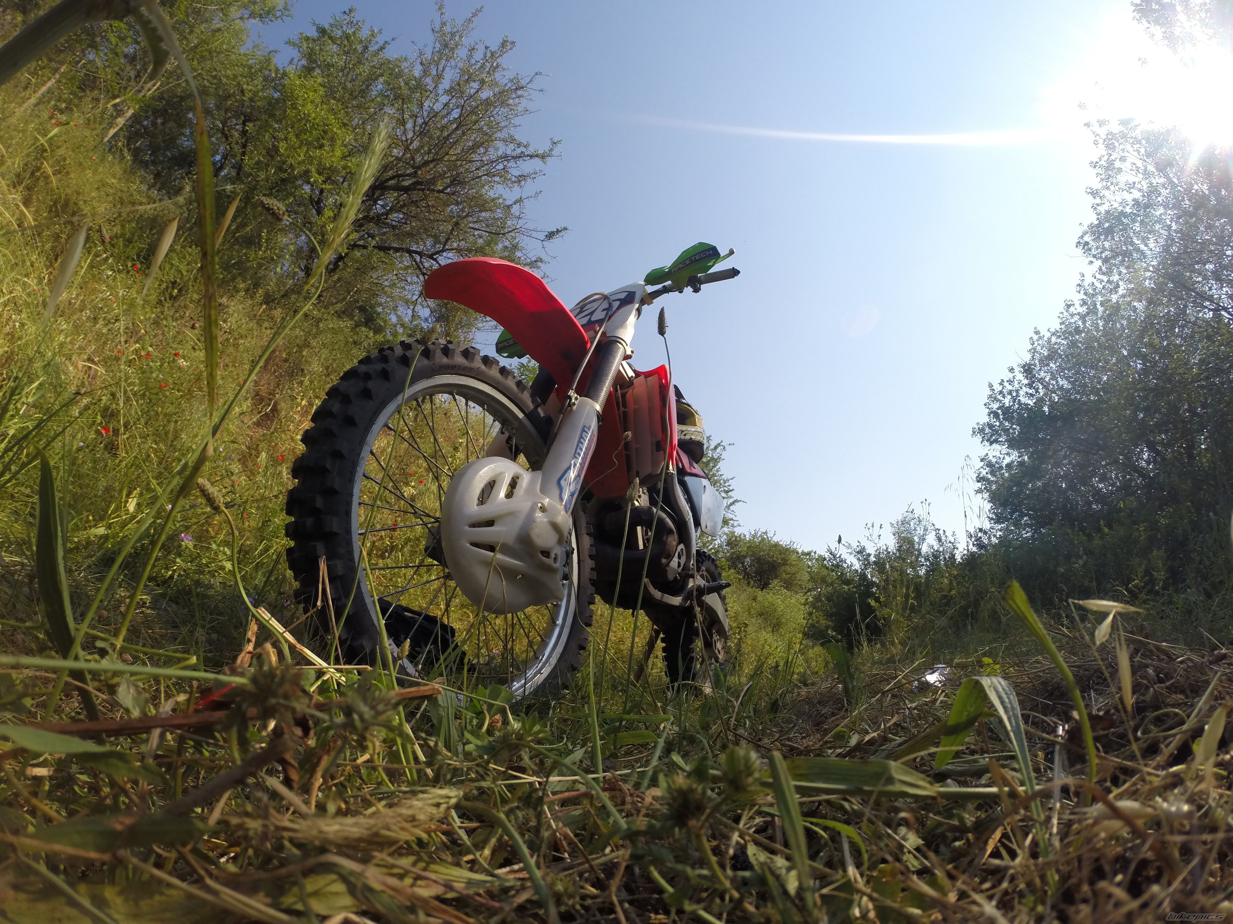 2003 HONDA CR250R | Picture 2670654 motorcycle photo