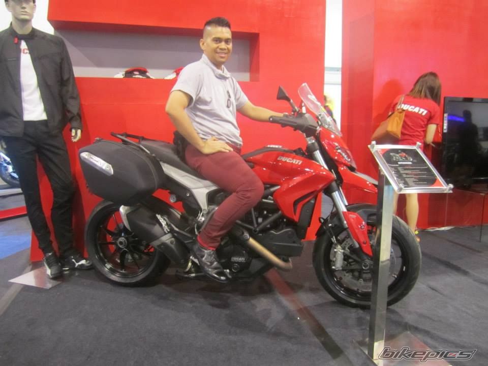 2014 DUCATI HYPERSTRADA | Picture 2670926 motorcycle photo