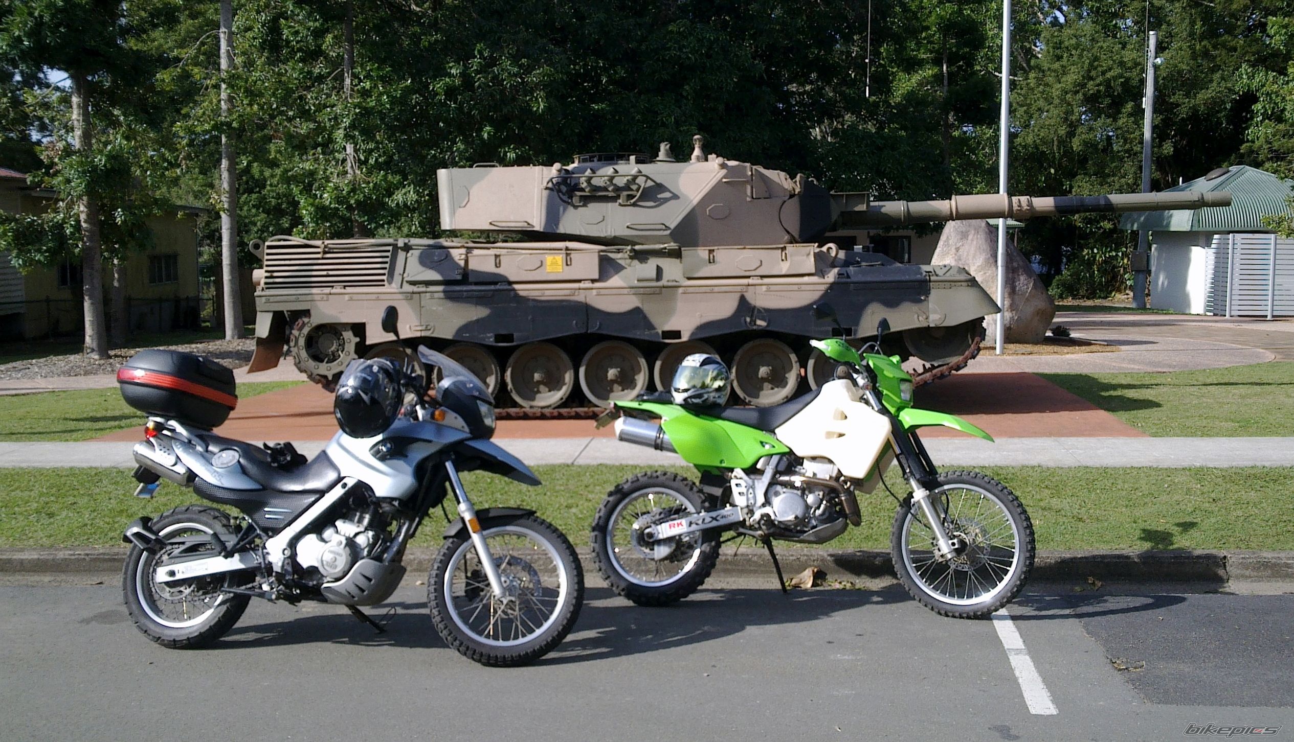 2004 KAWASAKI KLX 400 | Picture 2674748 motorcycle photo