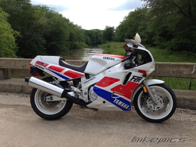 1989 YAMAHA FZR 1000 EXUP | Picture 2675345 motorcycle photo