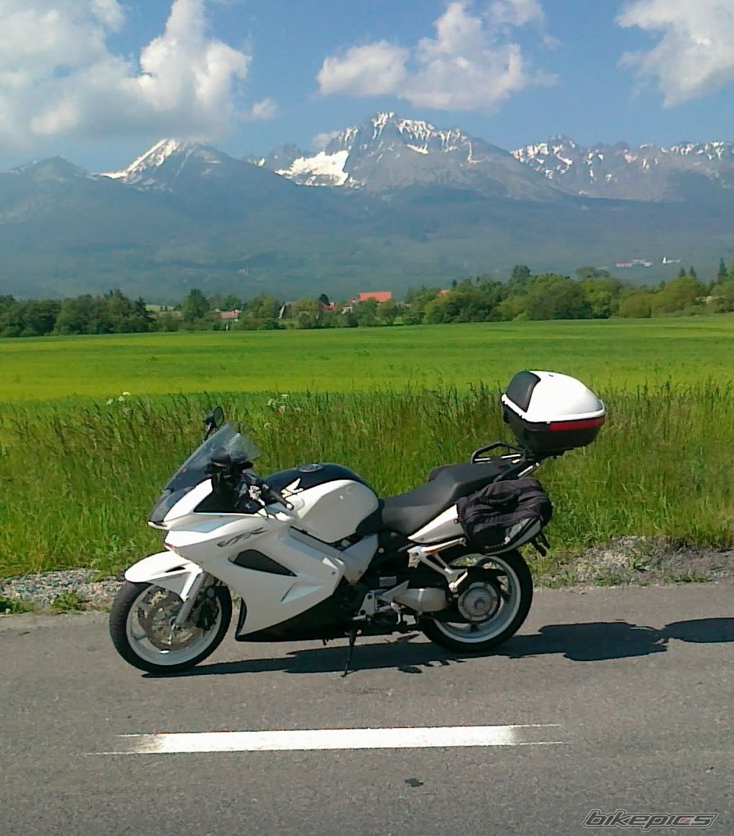 2009 HONDA VFR 800 VTEC | Picture 2675693 motorcycle photo