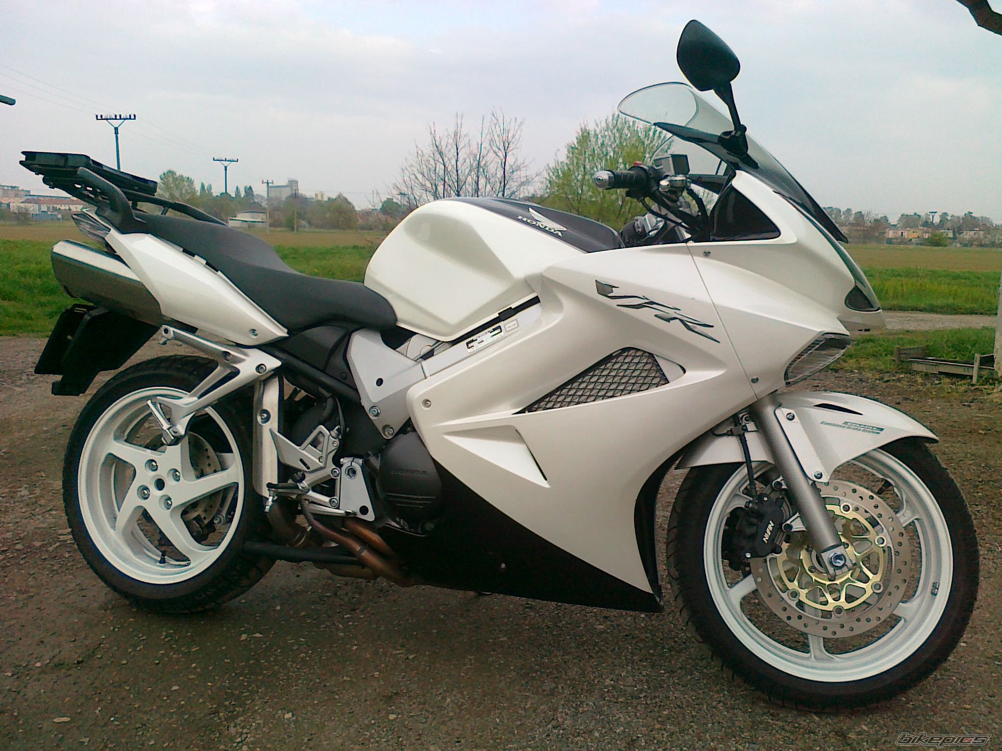 2009 HONDA VFR 800 VTEC | Picture 2675714 motorcycle photo