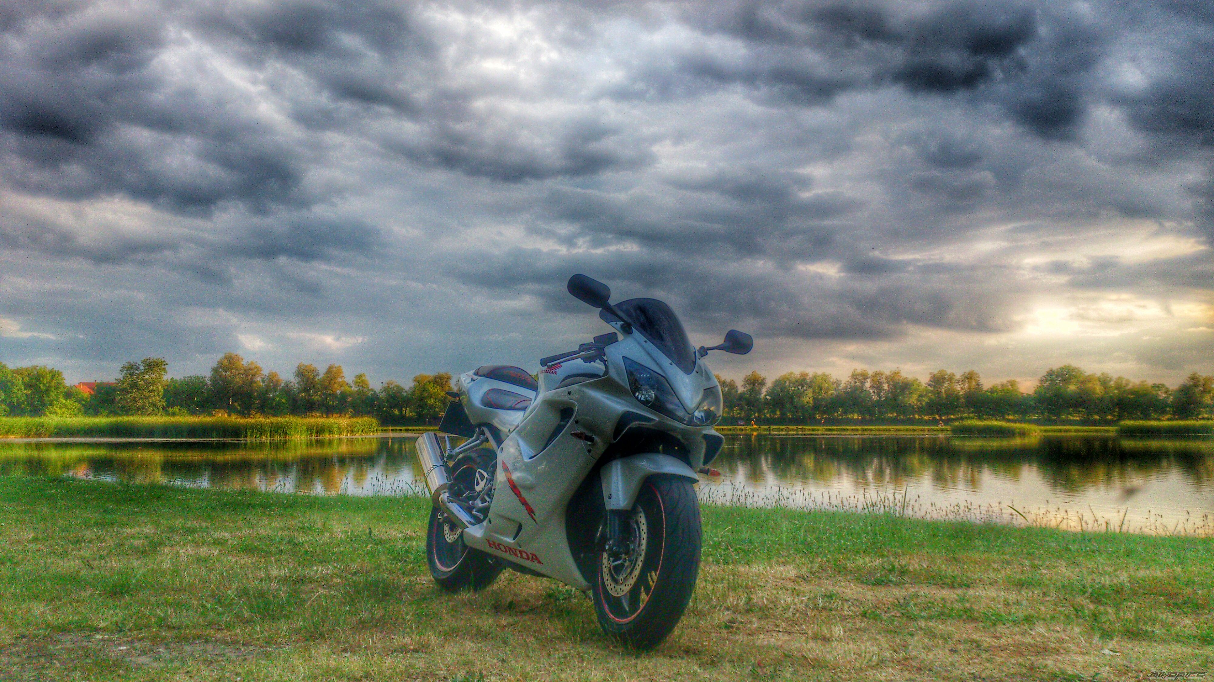 2001 HONDA CBR 600 FS | Picture 2677268 motorcycle photo