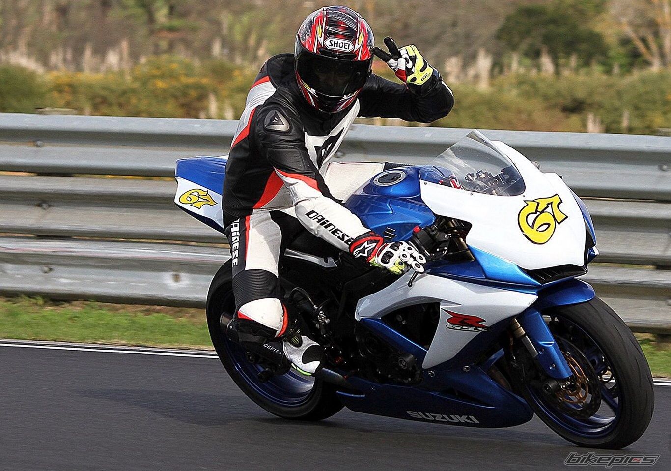 2009 SUZUKI GSX R 600 | Picture 2678289 motorcycle photo