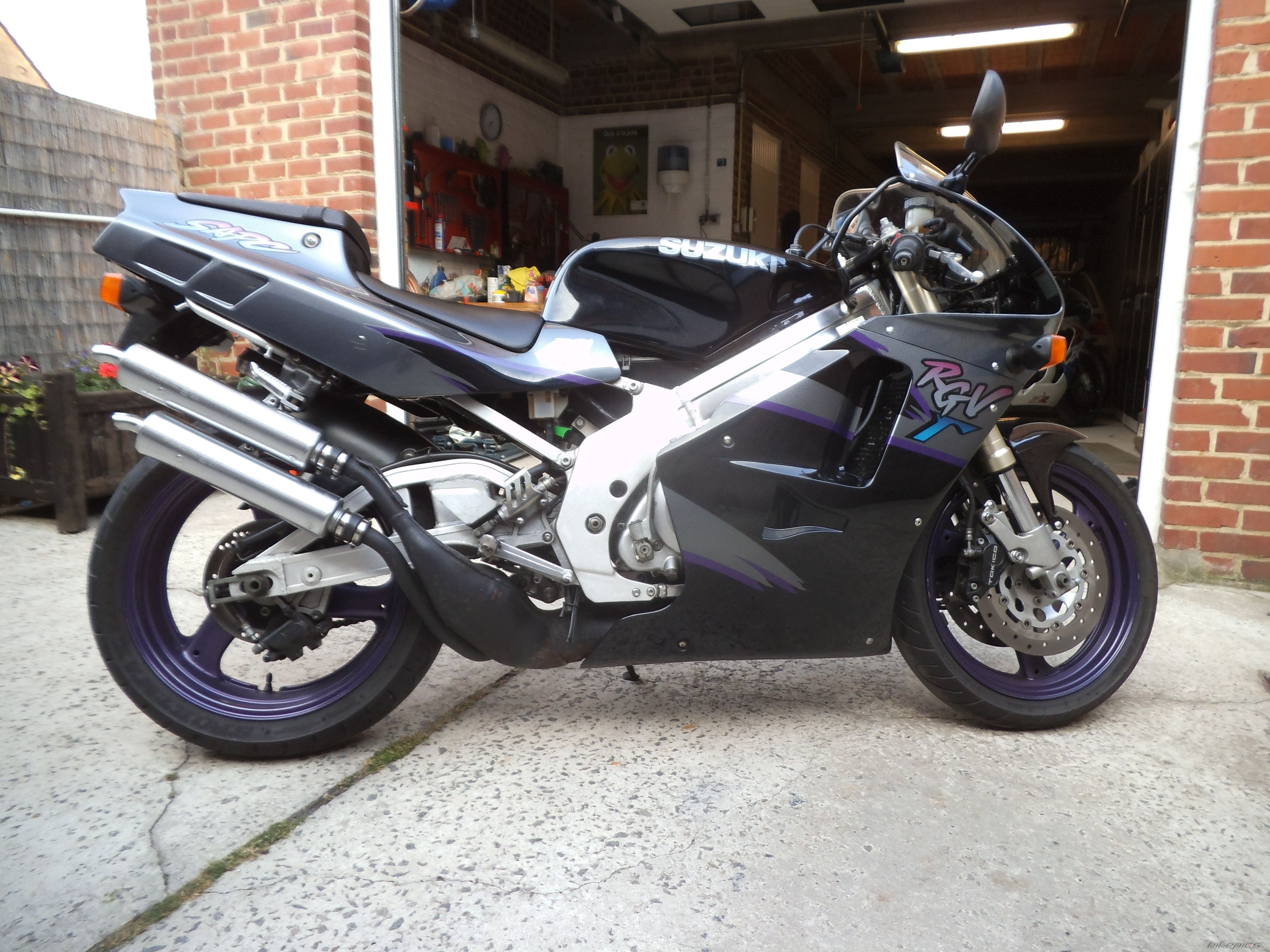 1998 SUZUKI RGV 250 | Picture 2679013 motorcycle photo