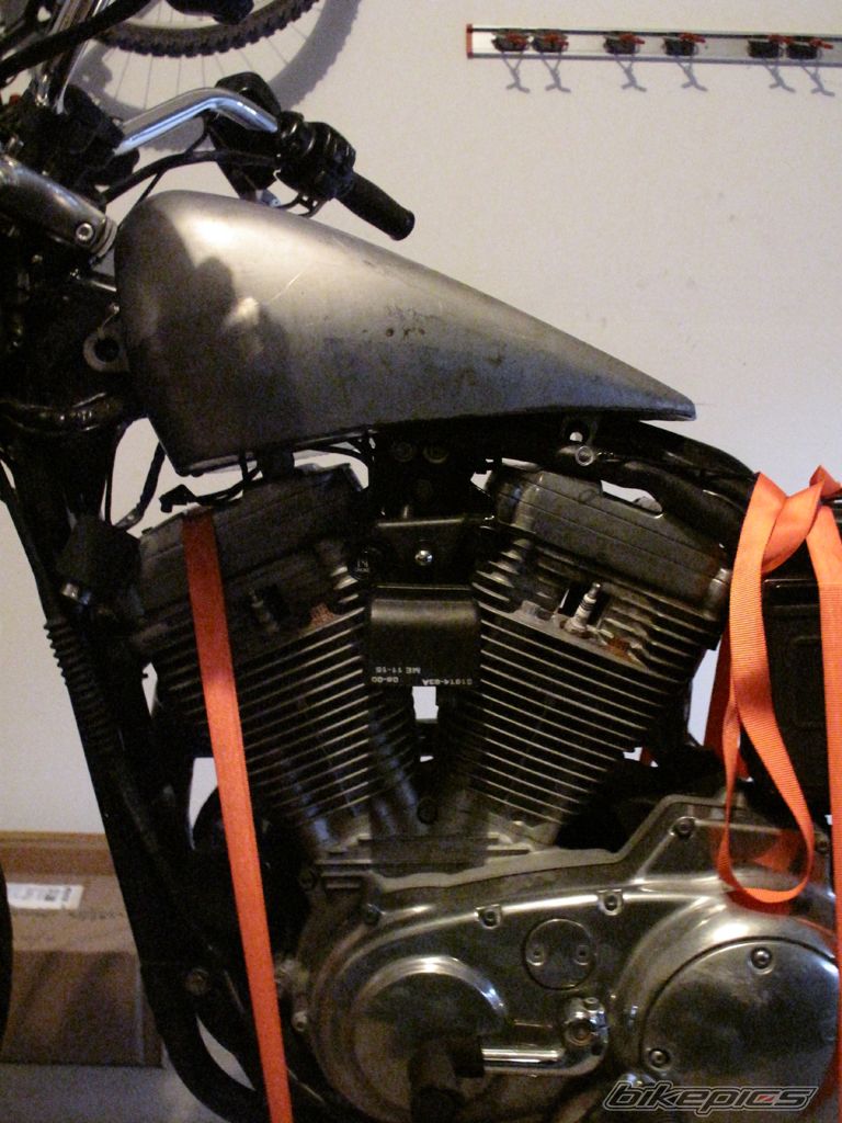 2001 HARLEY DAVIDSON XLH 883 HUGGER | Picture 2679773 motorcycle photo