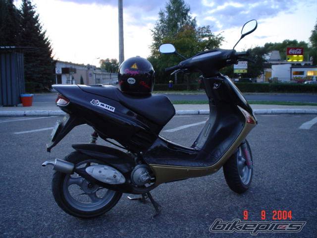 2004 APRILIA SR RACING 50 | Picture 268026 motorcycle photo
