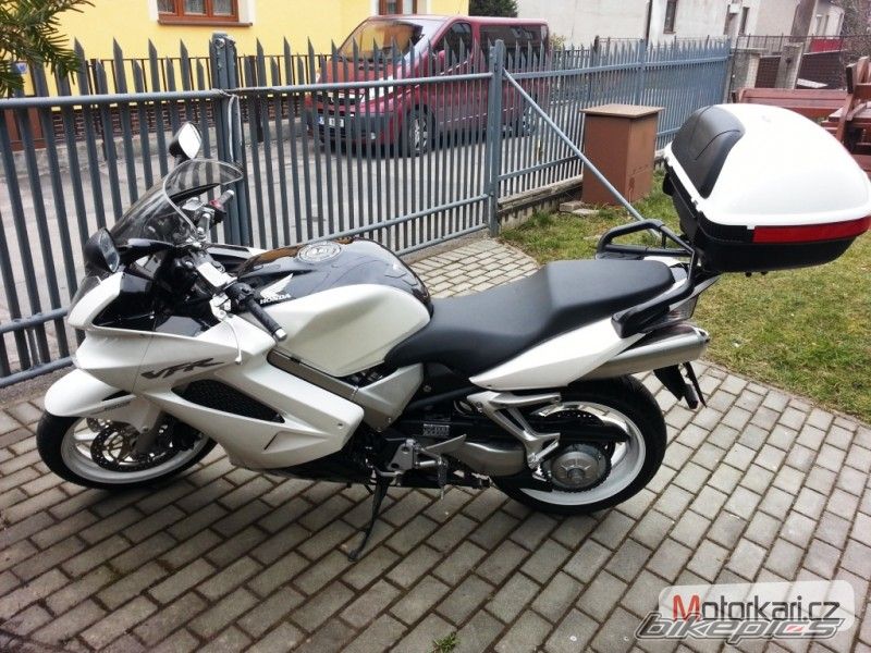 2009 HONDA VFR 800 VTEC | Picture 2680467 motorcycle photo