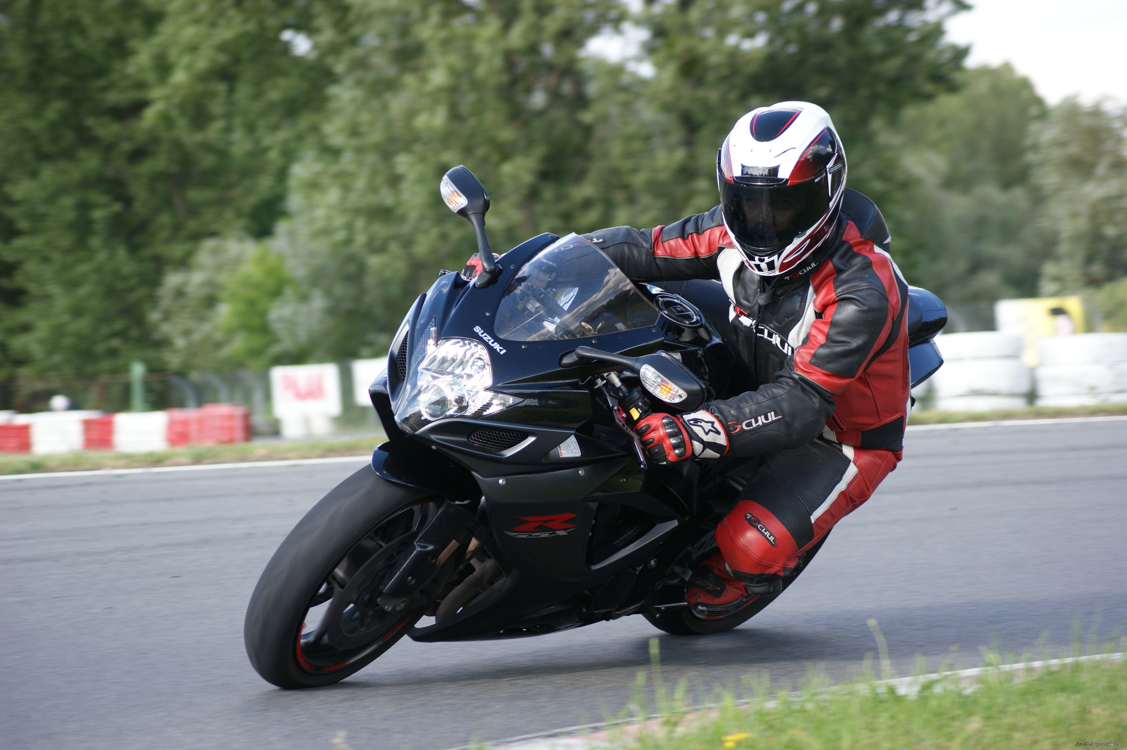 2006 SUZUKI GSX R 750 | Picture 2680473 motorcycle photo