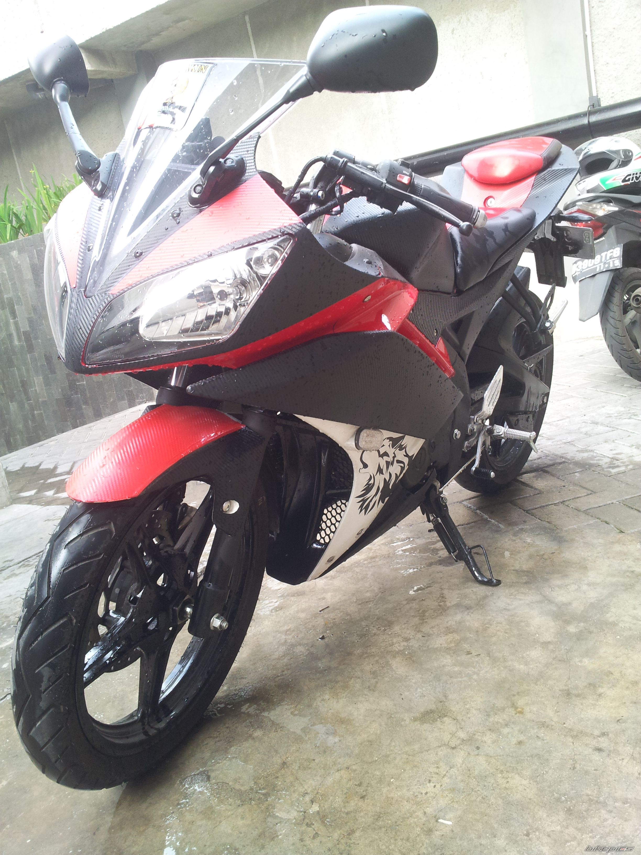 2014 YAMAHA YZF R15 | Picture 2680690 motorcycle photo