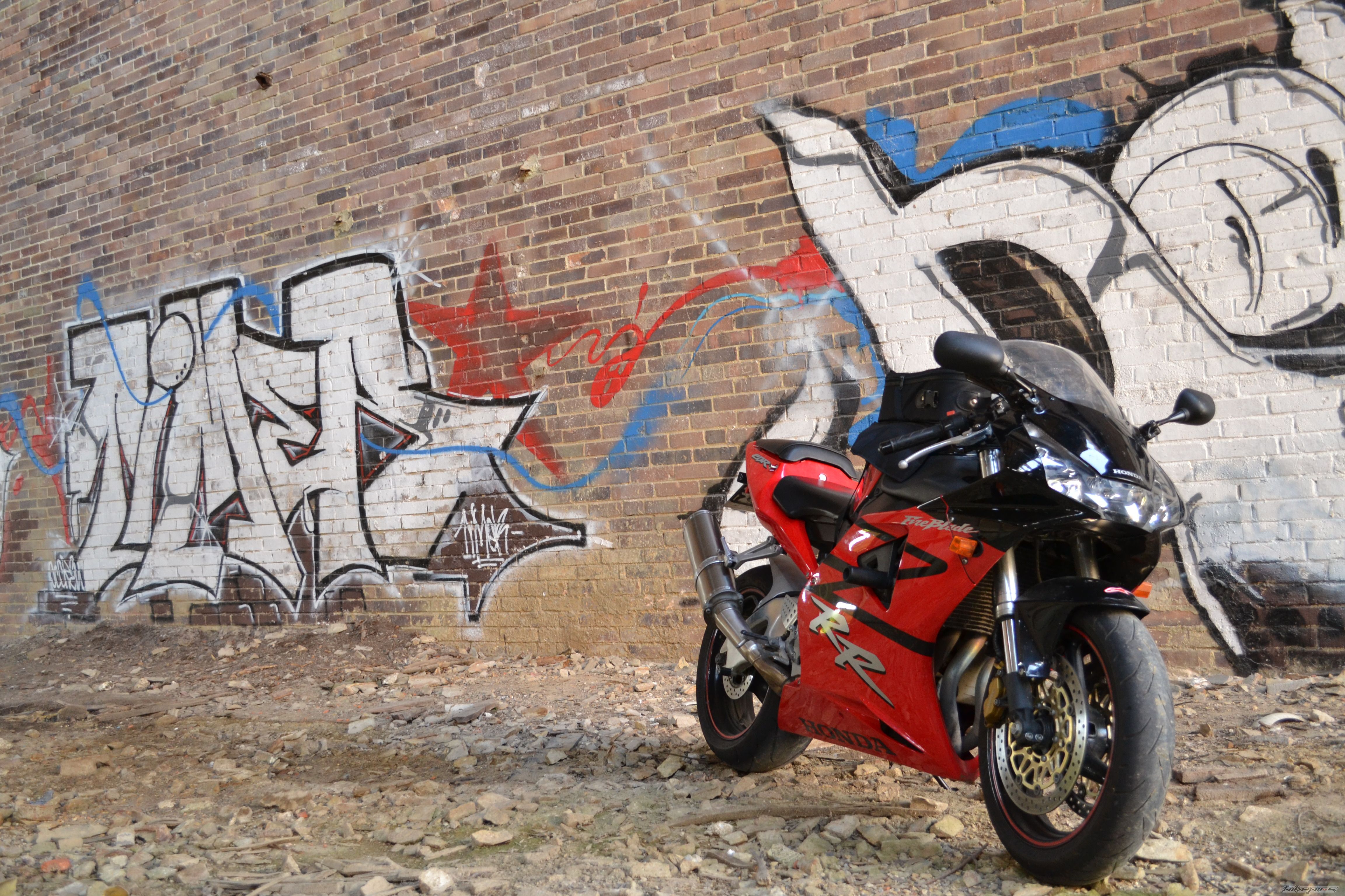 2003 HONDA CBR 954RR | Picture 2681027 motorcycle photo