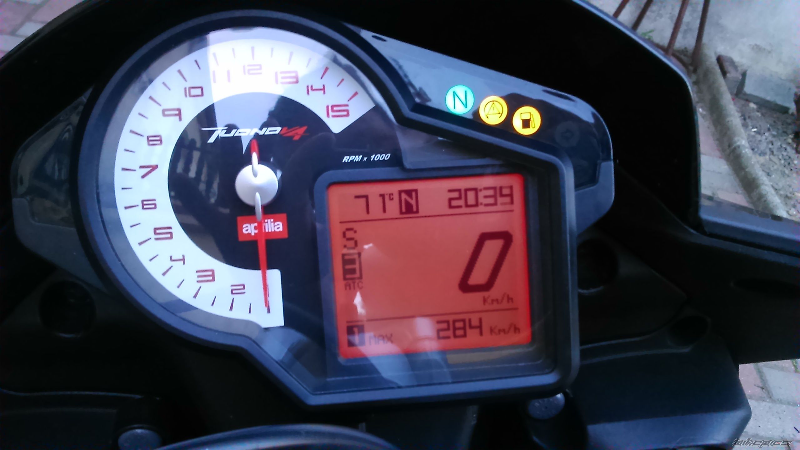 2011 APRILIA TUONO V4R APRC | Picture 2681342 motorcycle photo