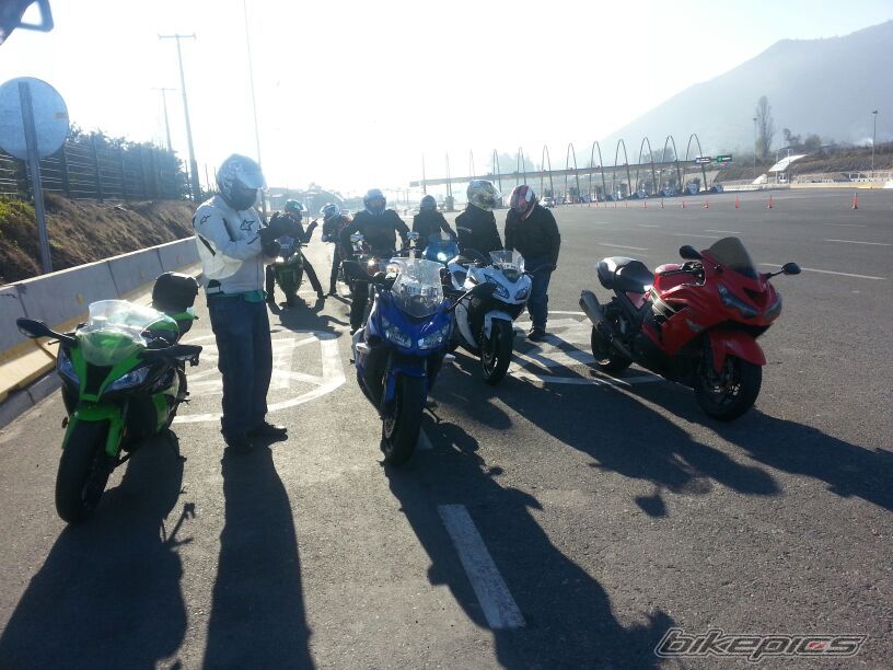 2013 KAWASAKI ZX 10R | Picture 2681349 motorcycle photo