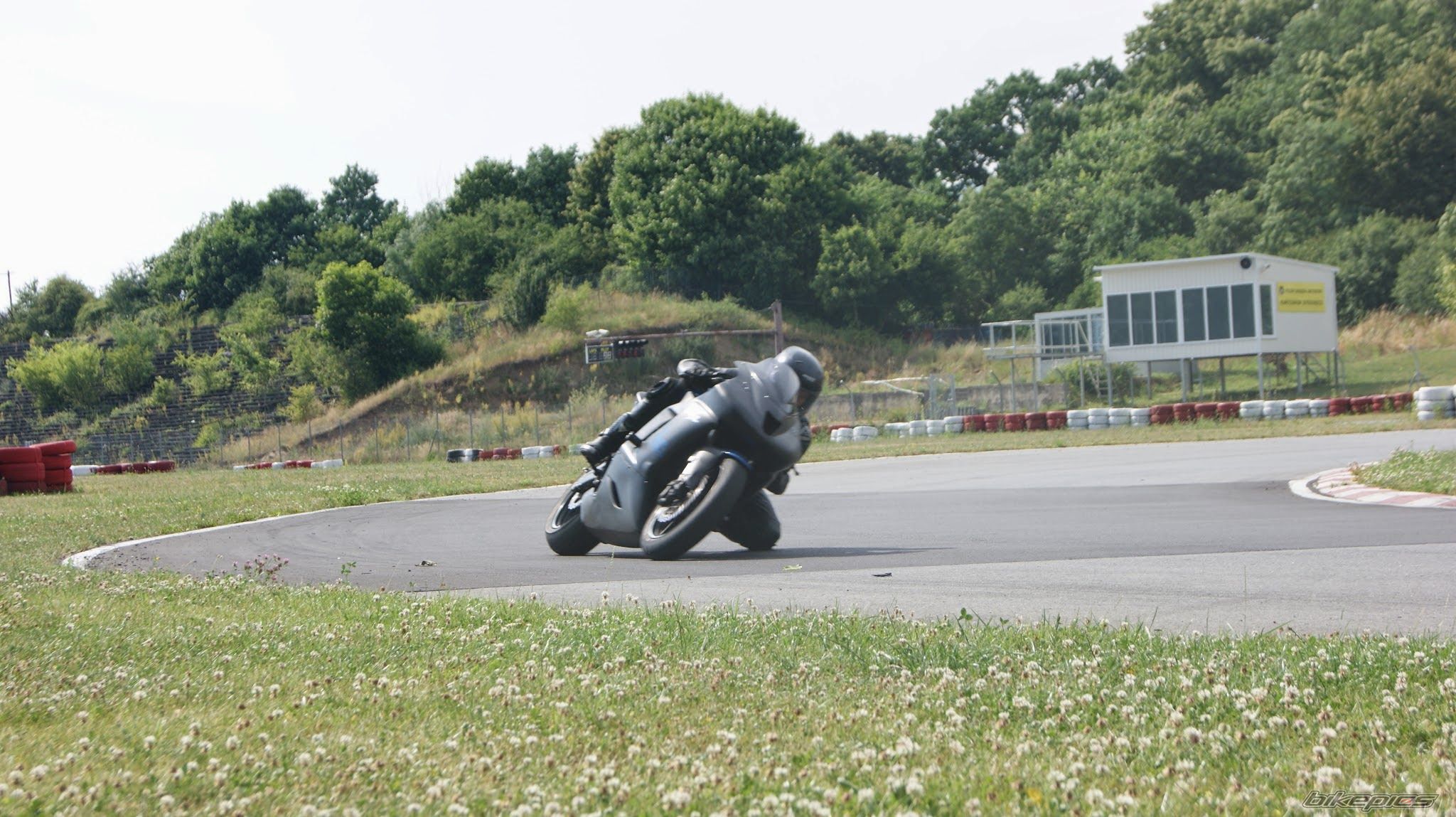 2008 KAWASAKI ZX6R | Picture 2681395 motorcycle photo