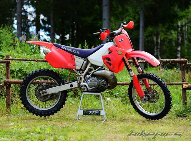 1995 HONDA CR 250 | Picture 2685081 motorcycle photo