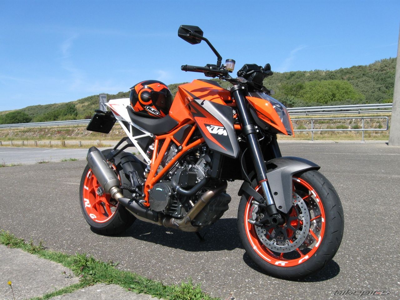 2014 KTM SUPER DUKE R | Picture 2686564 motorcycle photo