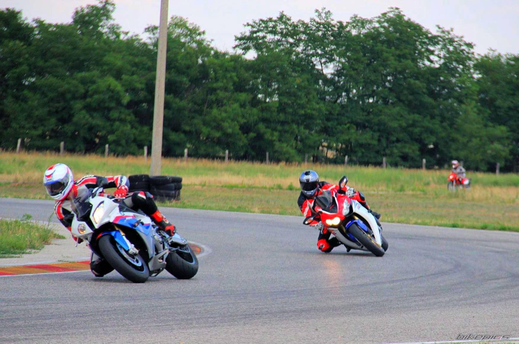 2011 BMW S 1000 RR | Picture 2687126 motorcycle photo