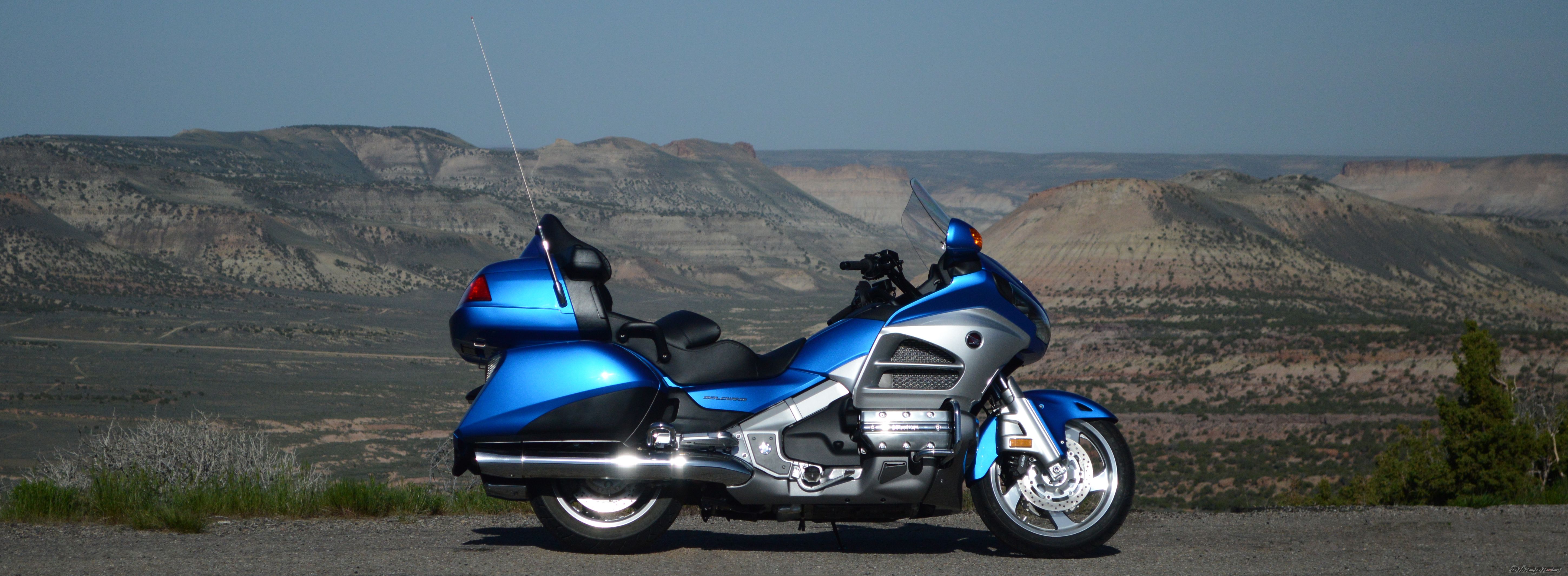 2013 HONDA GL1800 GOLDWING | Picture 2687508 motorcycle photo