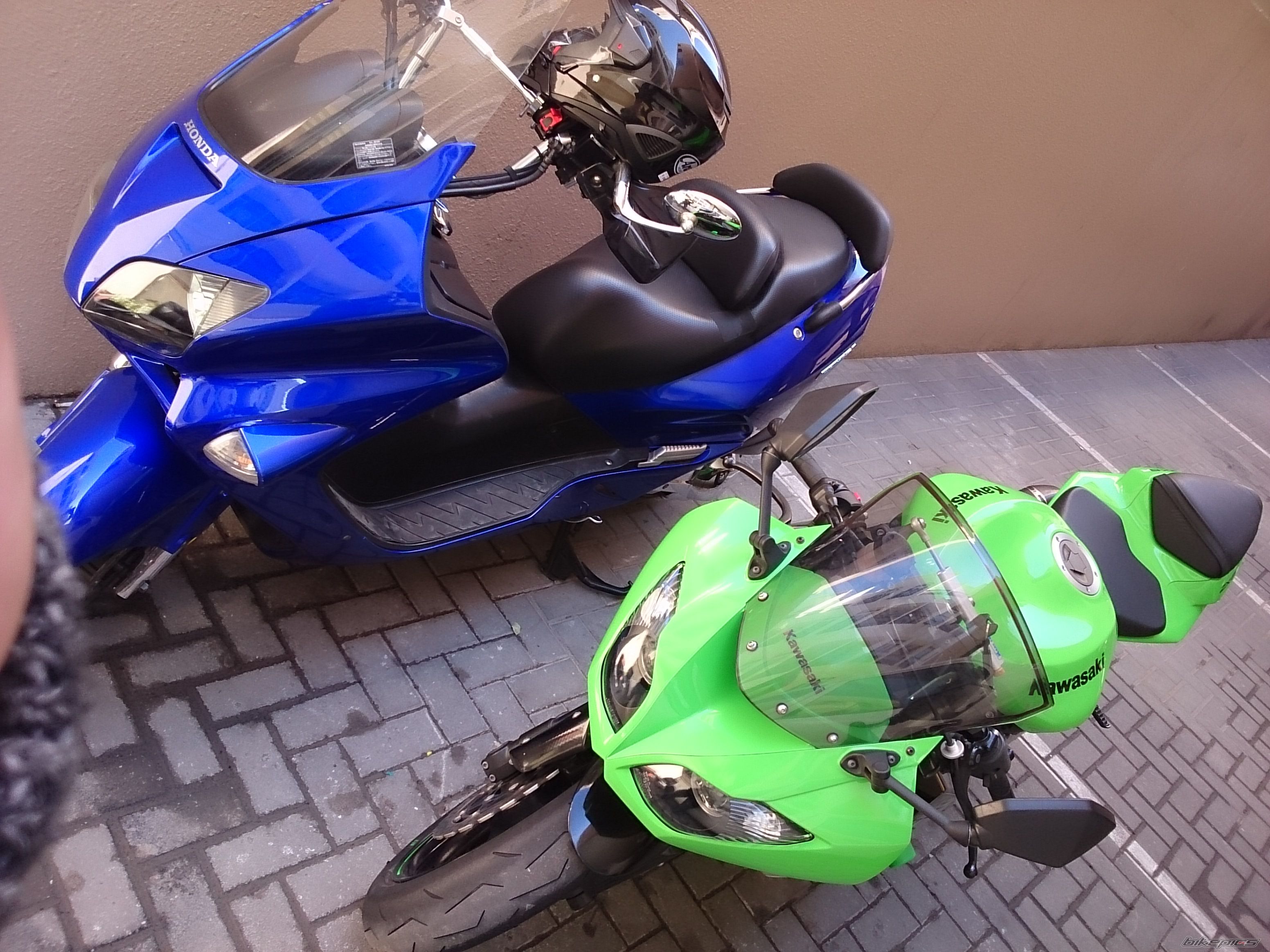 2011 KAWASAKI ZX 6R | Picture 2689356 motorcycle photo