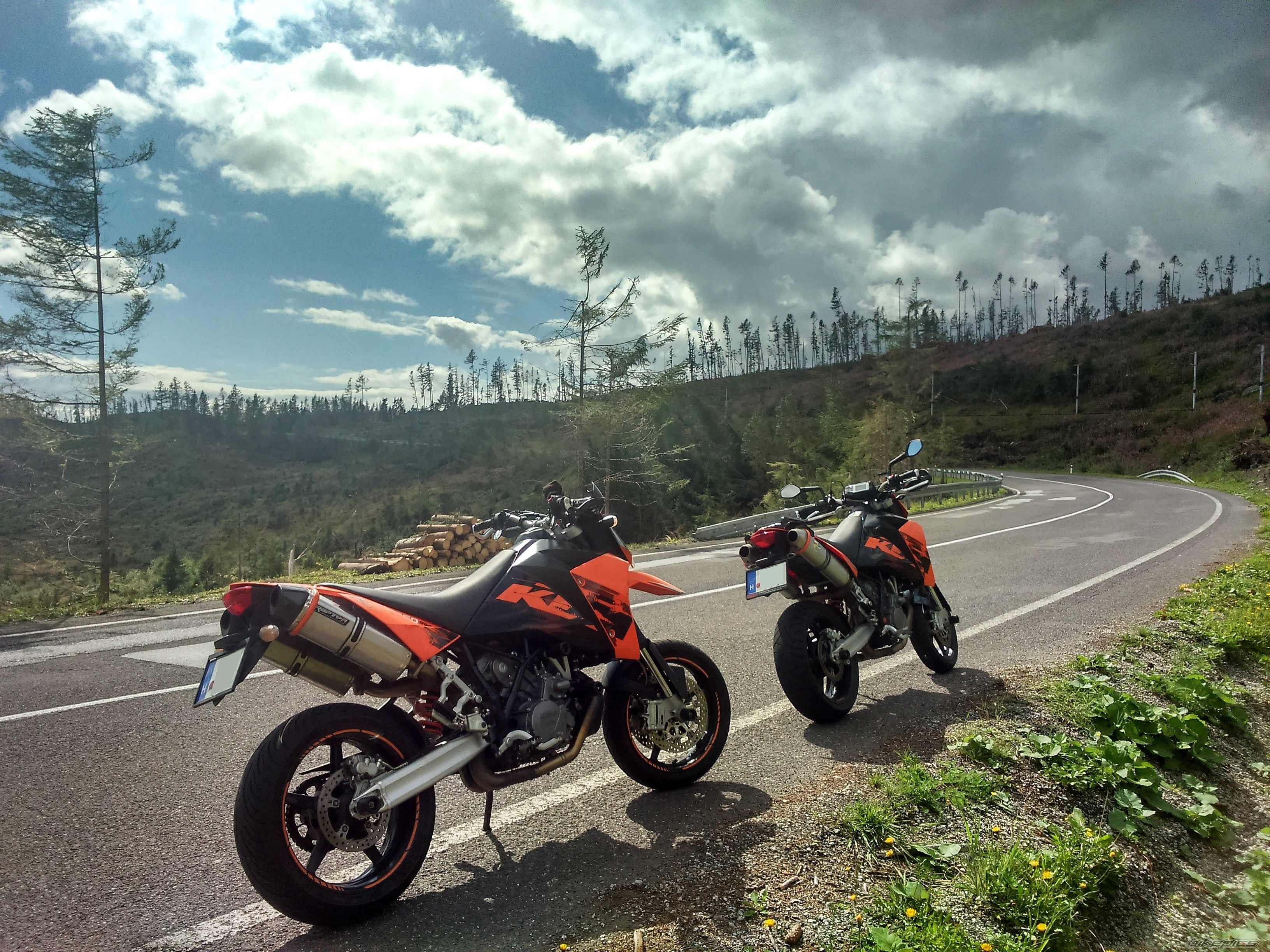 2007 KTM 950 SUPERMOTO | Picture 2690176 motorcycle photo